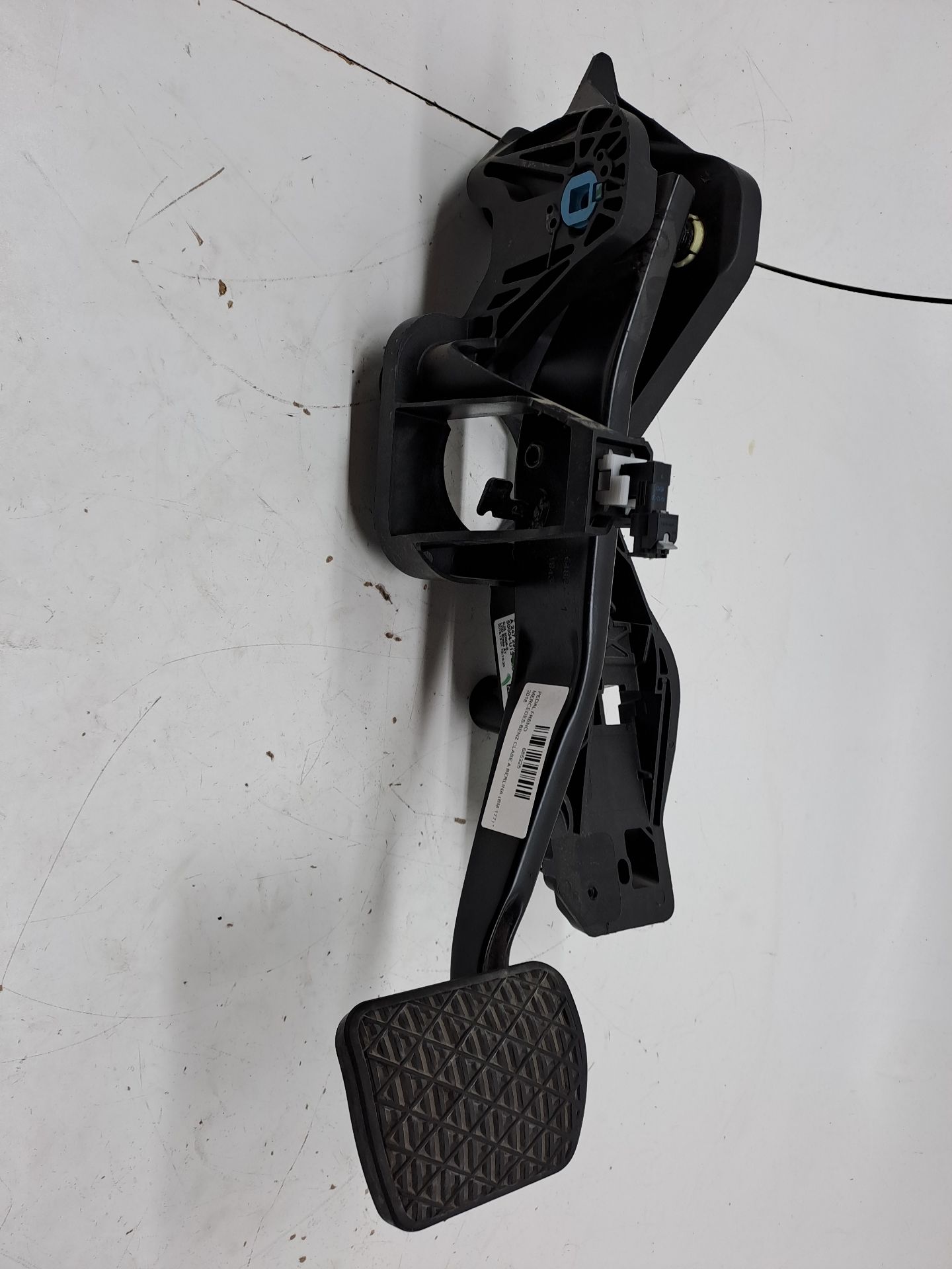 Pedal do freio MERCEDES-BENZ CLASE A BERLINA (BM 177)