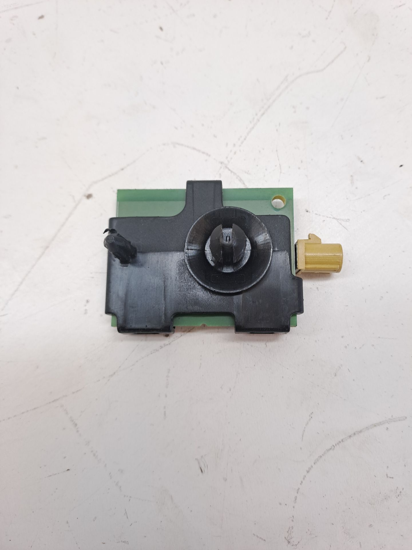 Sensor MERCEDES-BENZ CLASE A BERLINA (BM 177)