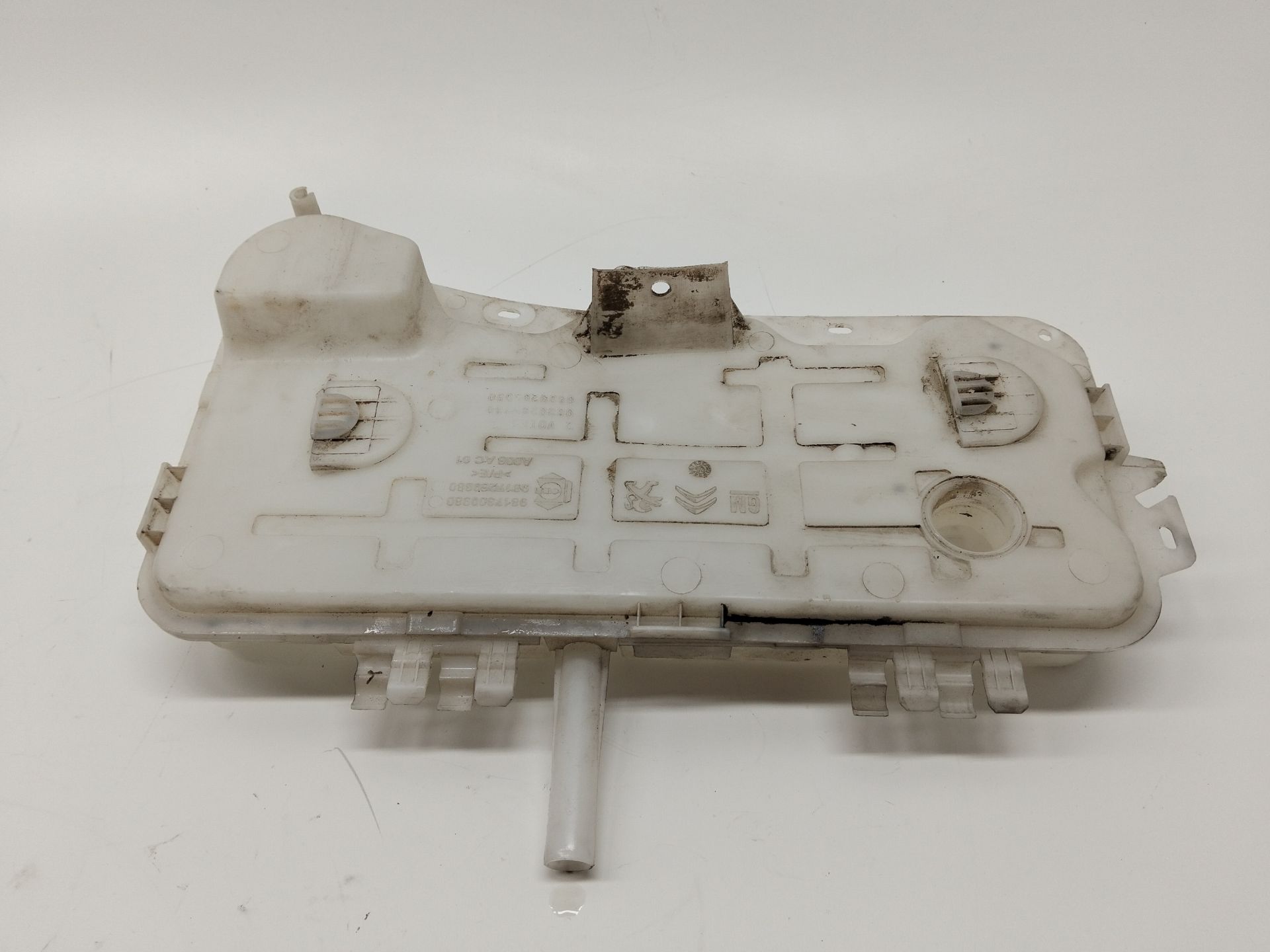 Washer fluid reservoir PEUGEOT PARTNER KOMBI