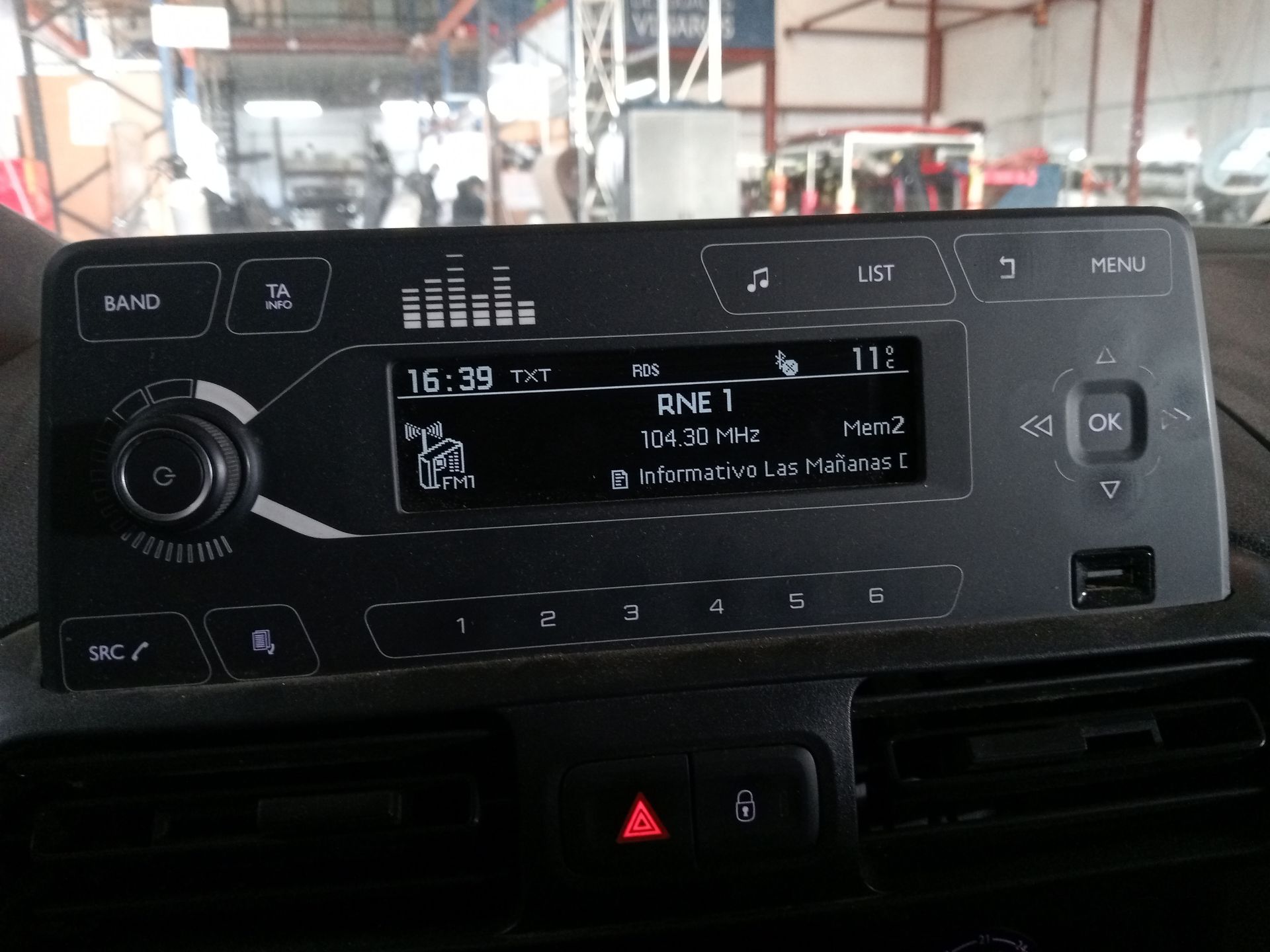 Audiosystem / CD-Radio PEUGEOT PARTNER KOMBI