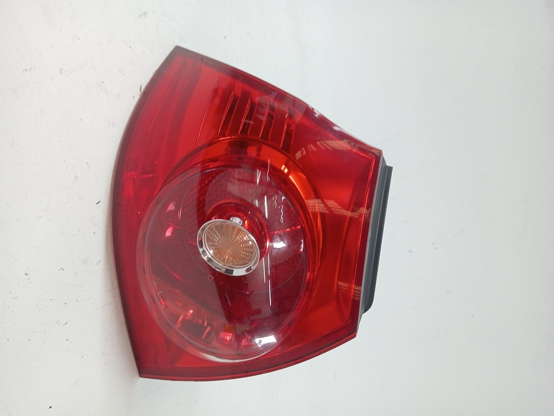 Heckleuchte links VOLKSWAGEN GOLF V BERLINA (1K1)