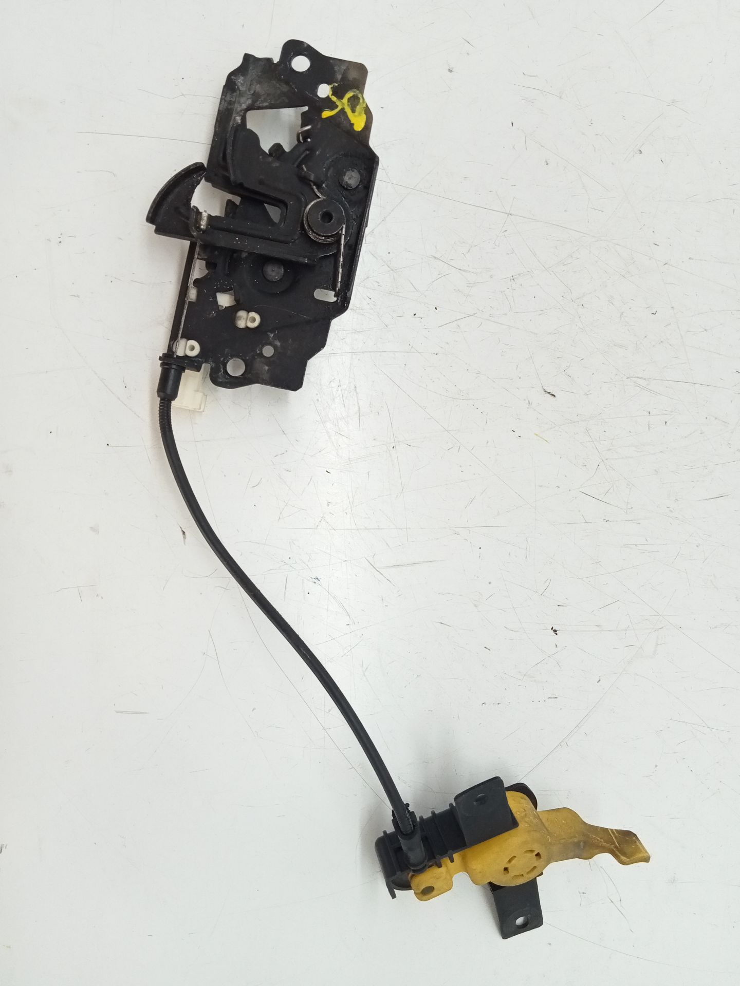 Serrure de capot FORD KUGA (CBS)