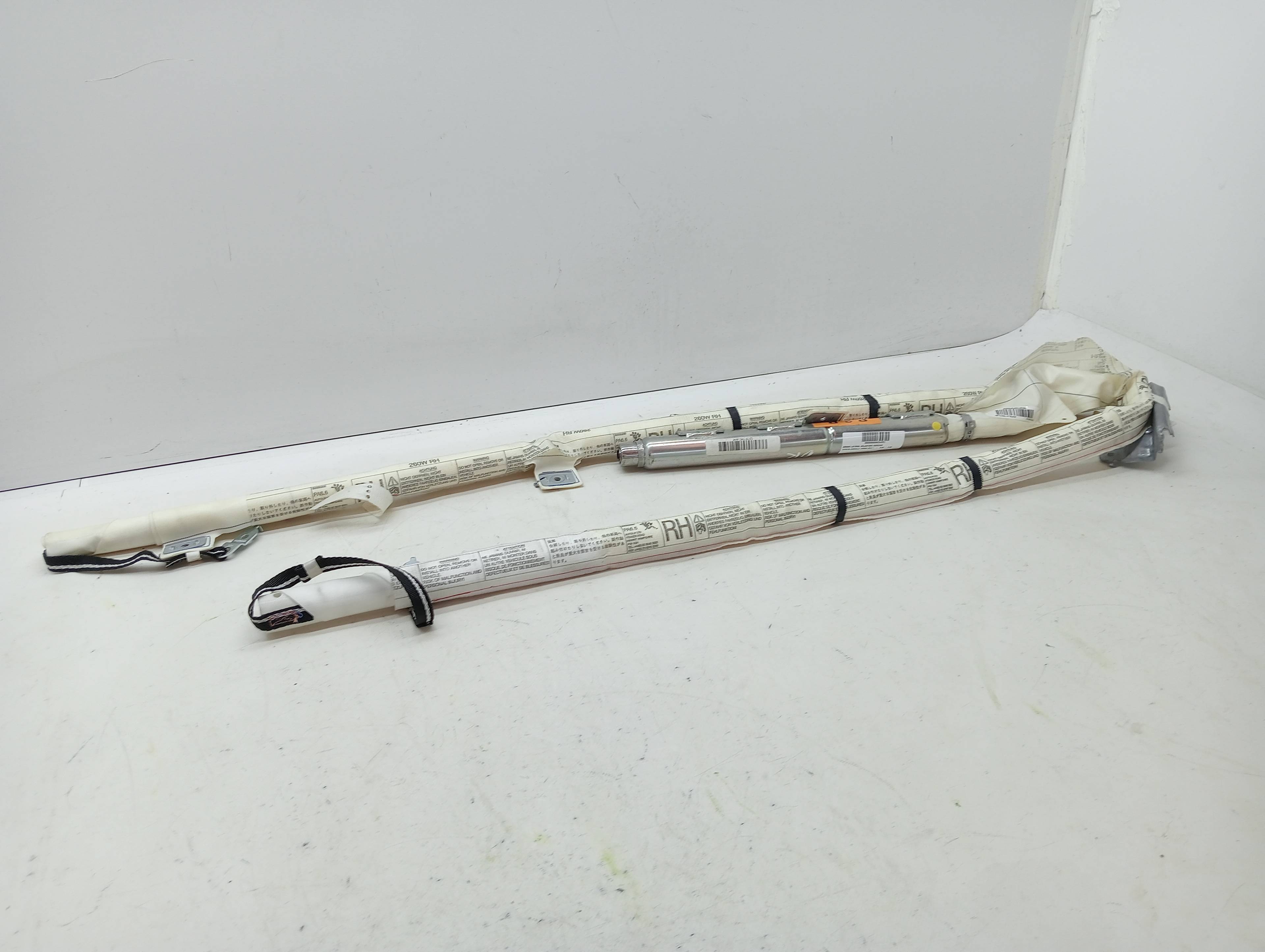 Front Right Airbag TOYOTA COROLLA VERSO (R1)