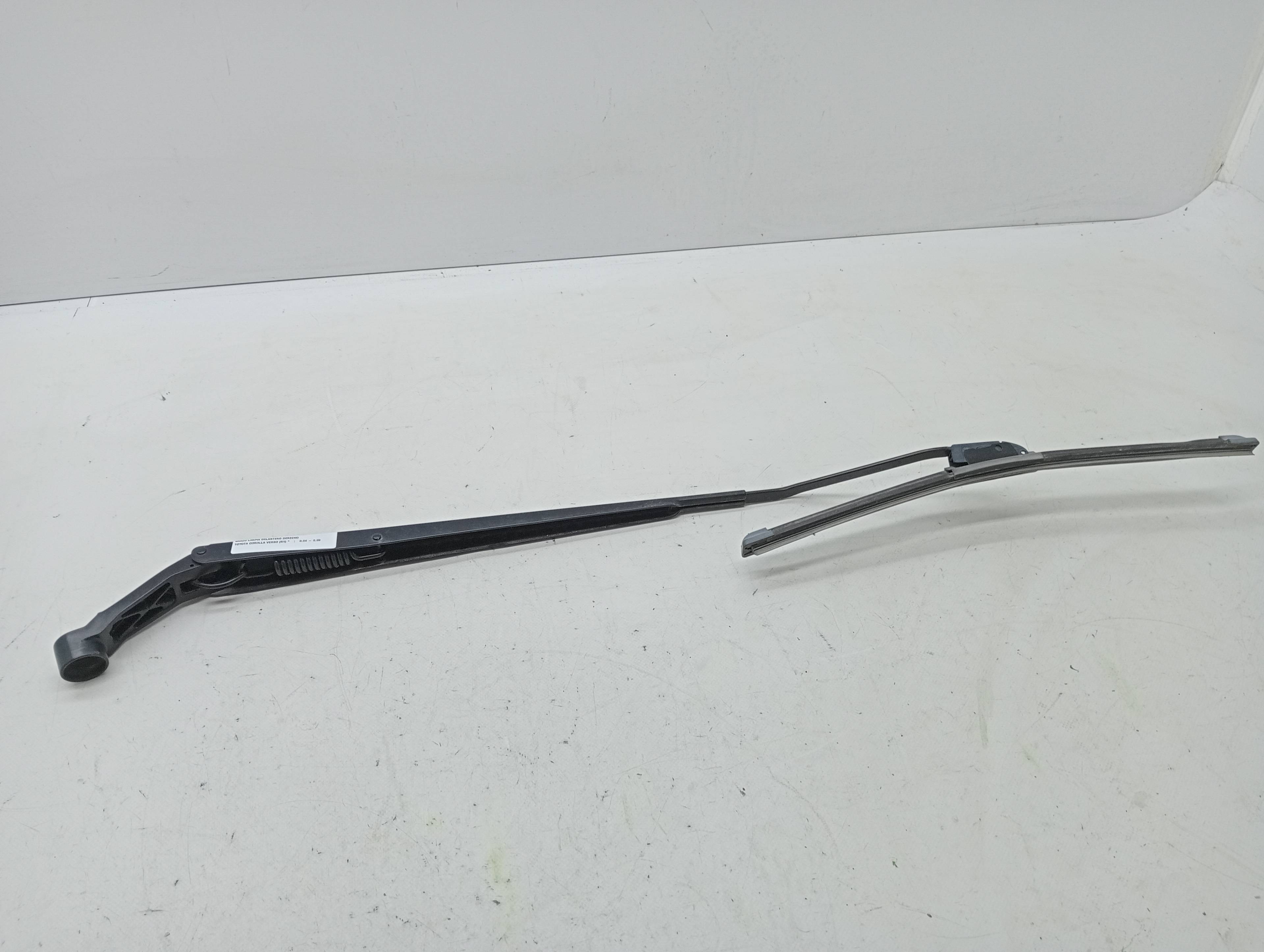 Front Right Wiper Arm TOYOTA COROLLA VERSO (R1)