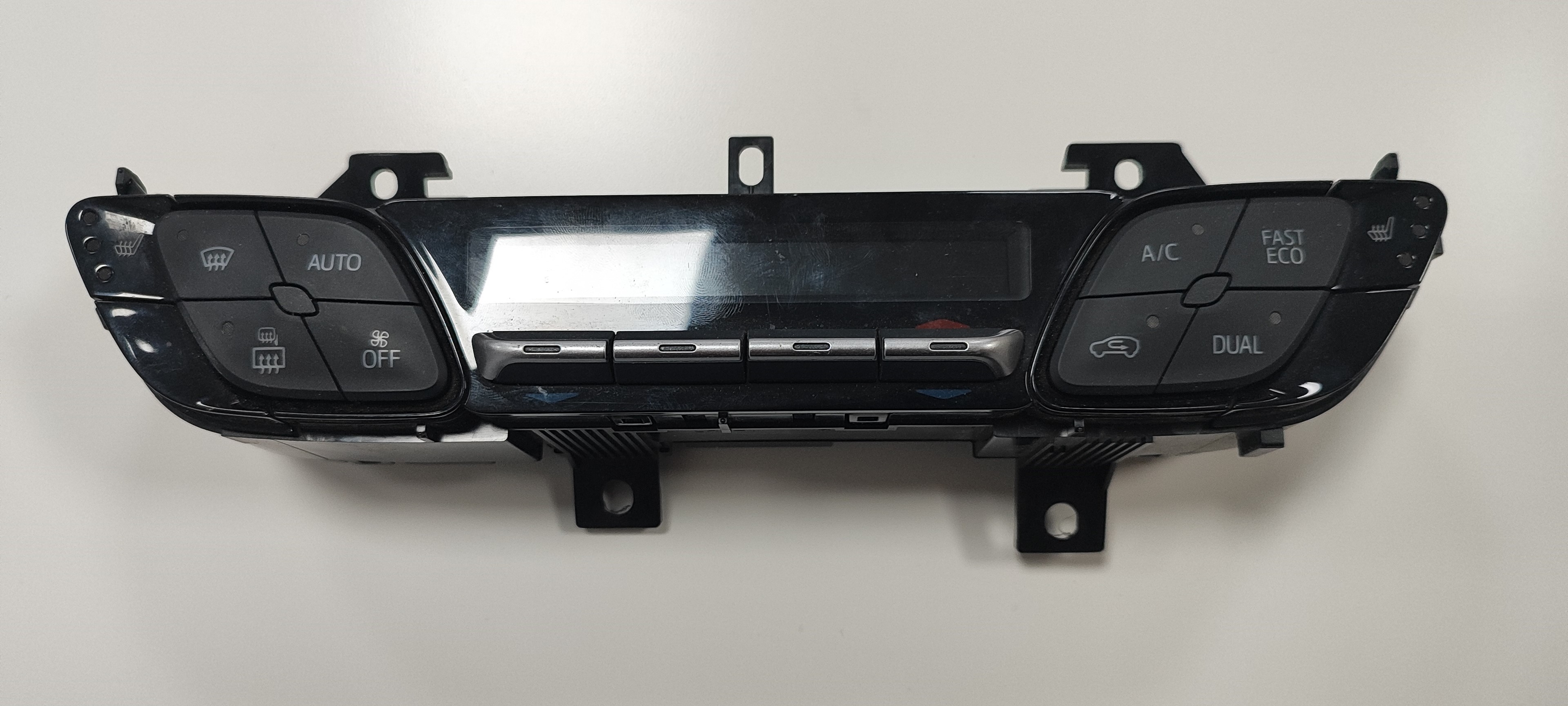 Comando climatizzatore TOYOTA COROLLA VERSO (R1)
