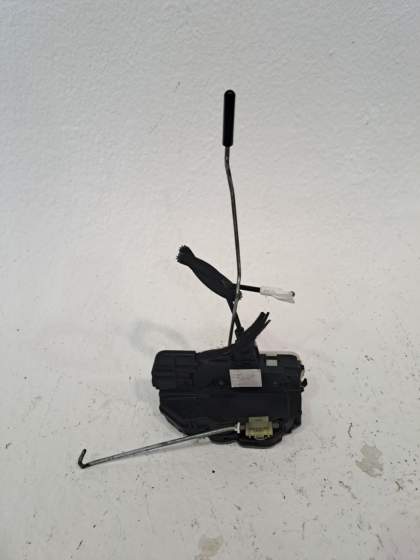 Front right door lock OPEL INSIGNIA BERLINA