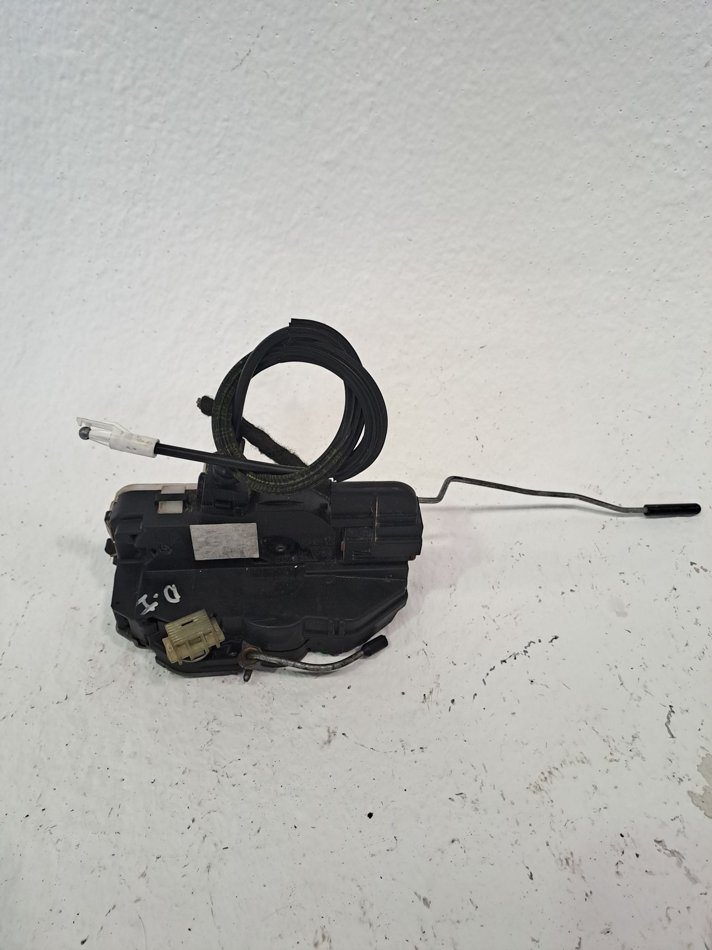 Front left door lock OPEL INSIGNIA BERLINA