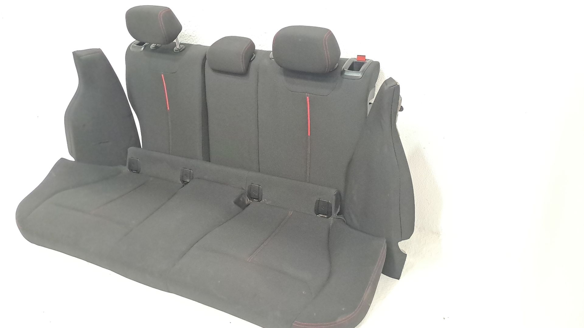 Fechadura dos bancos traseiros BMW 1 (F20)