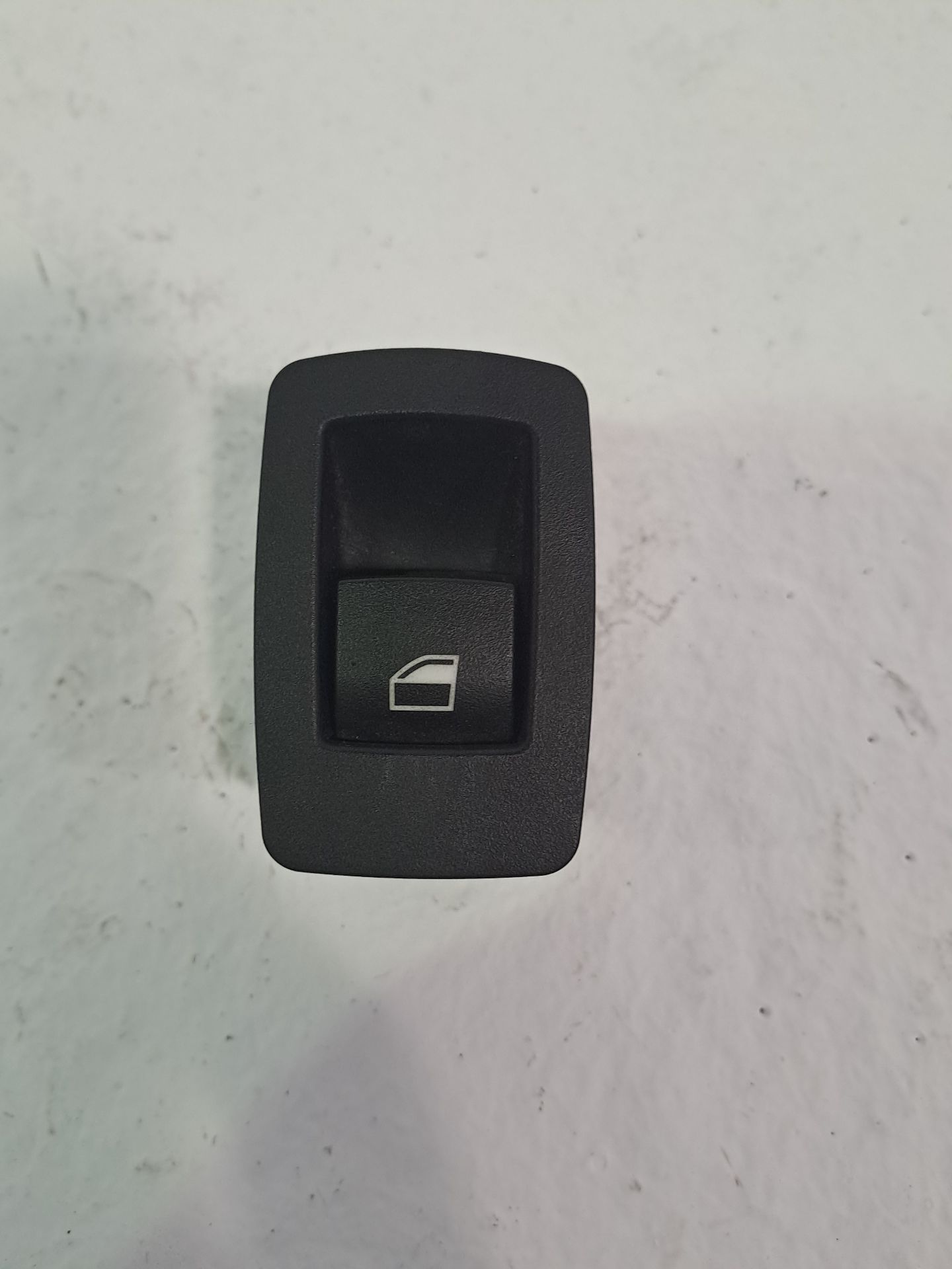 Comando vidro elétrico traseiro esquerdo BMW 1 (F20)