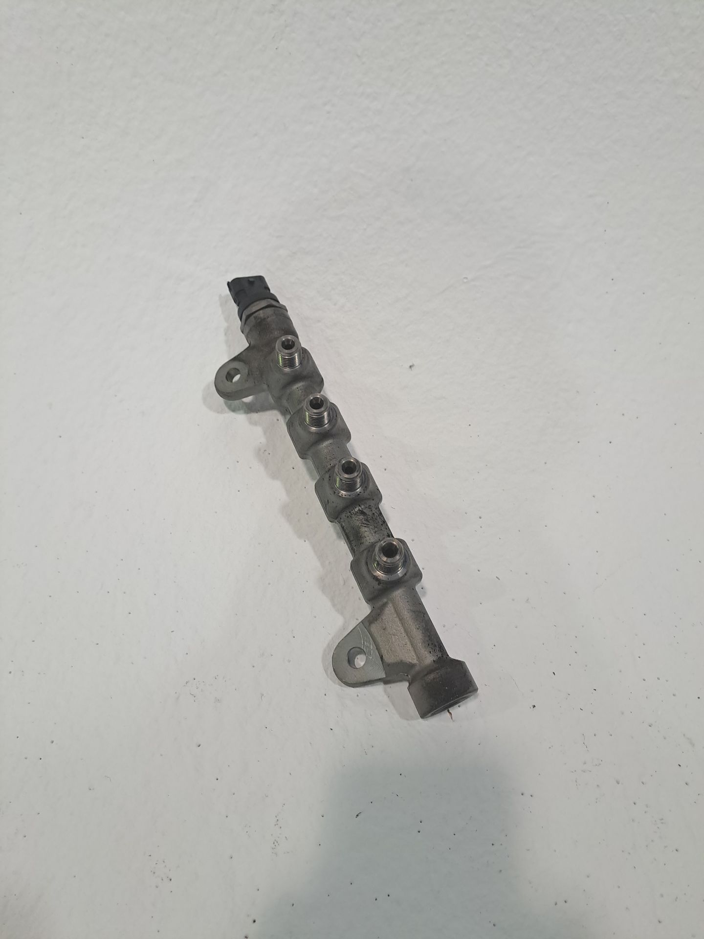 Rampe d'injection OPEL INSIGNIA BERLINA