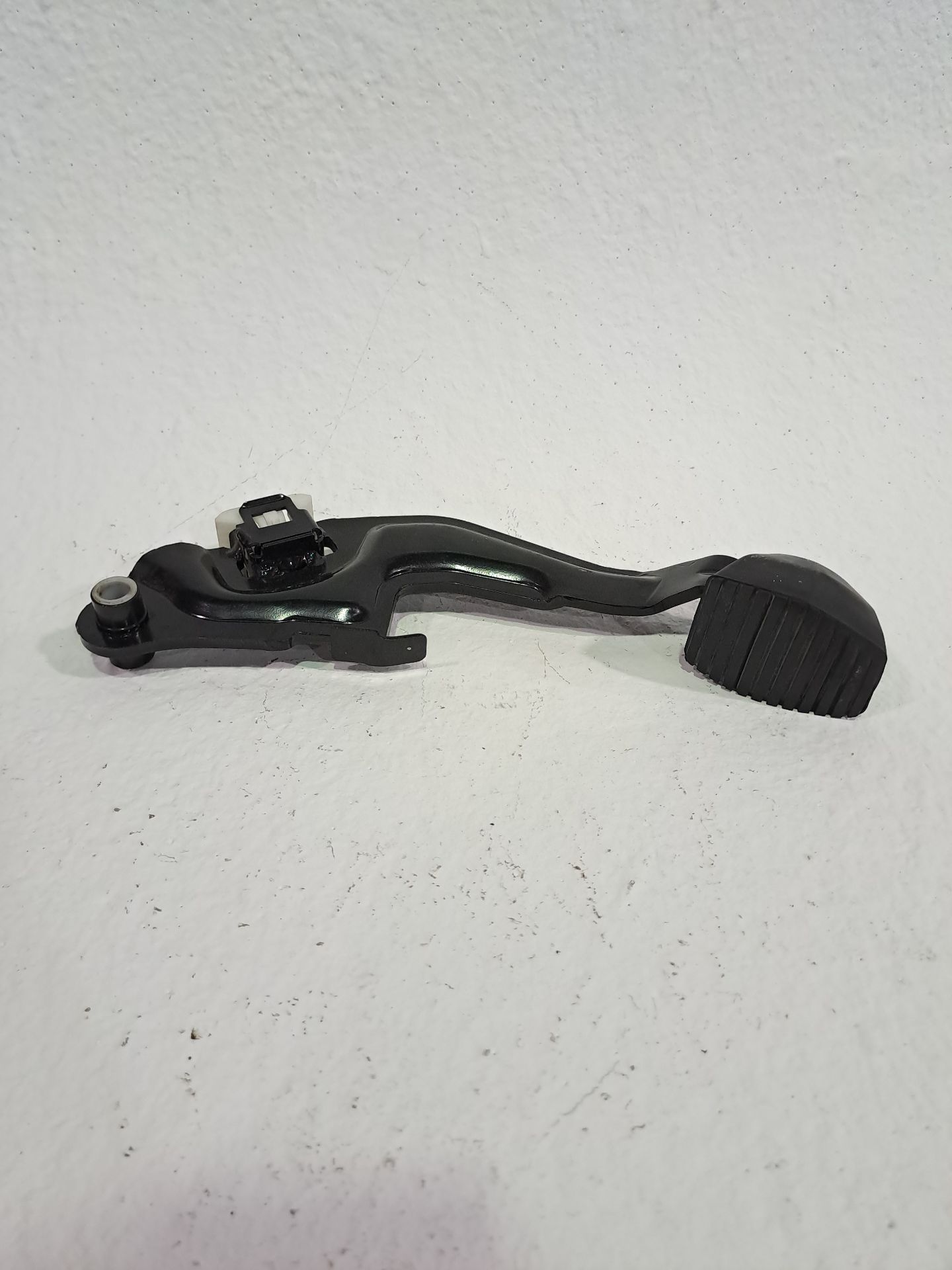 Brake Pedal PEUGEOT 208 (P2)