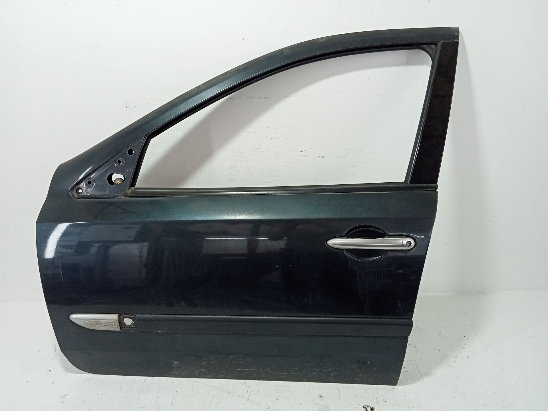 Porta dianteira esquerda RENAULT LAGUNA GRANDTOUR III
