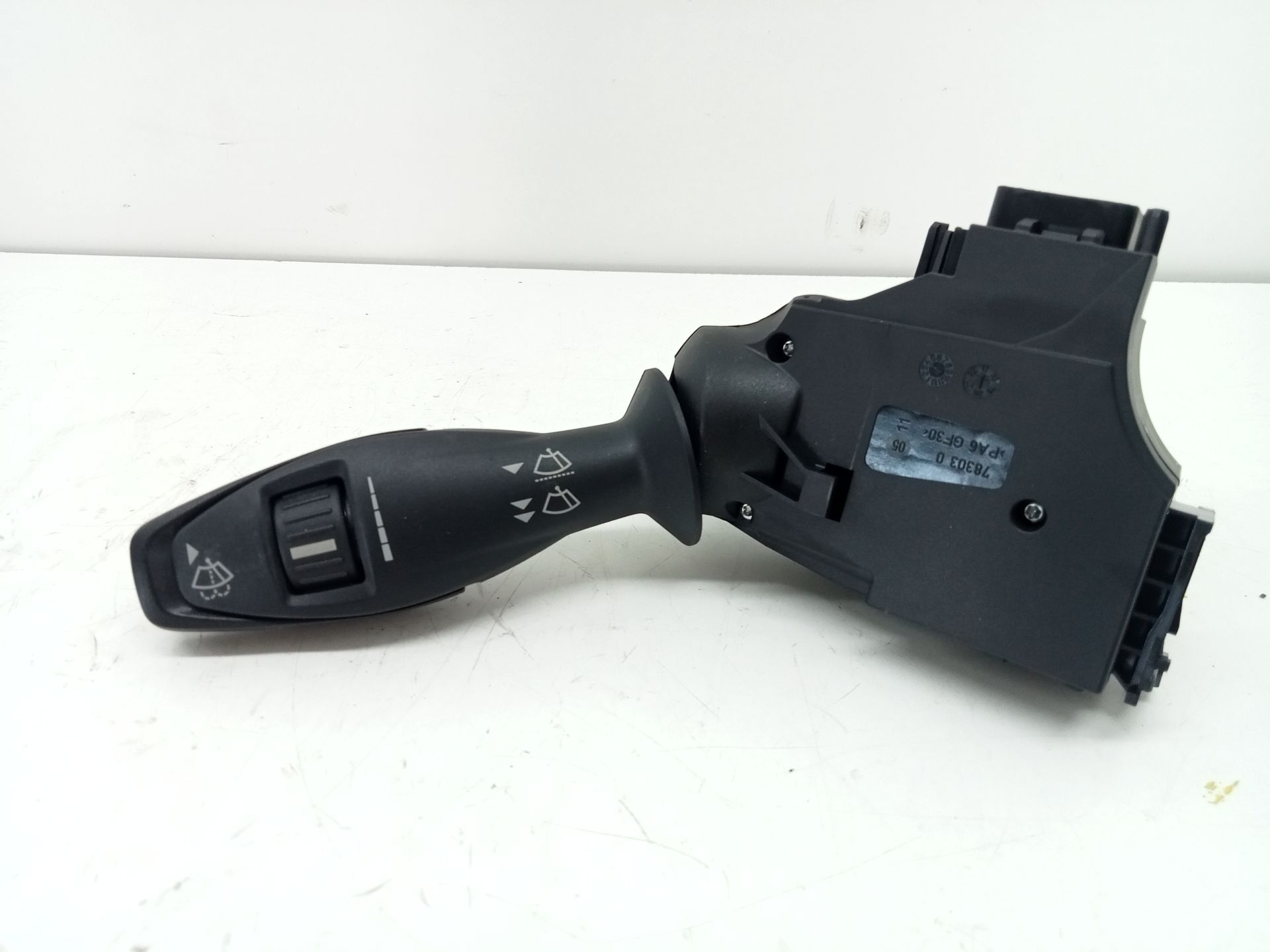 Commande multifonction FORD KA+