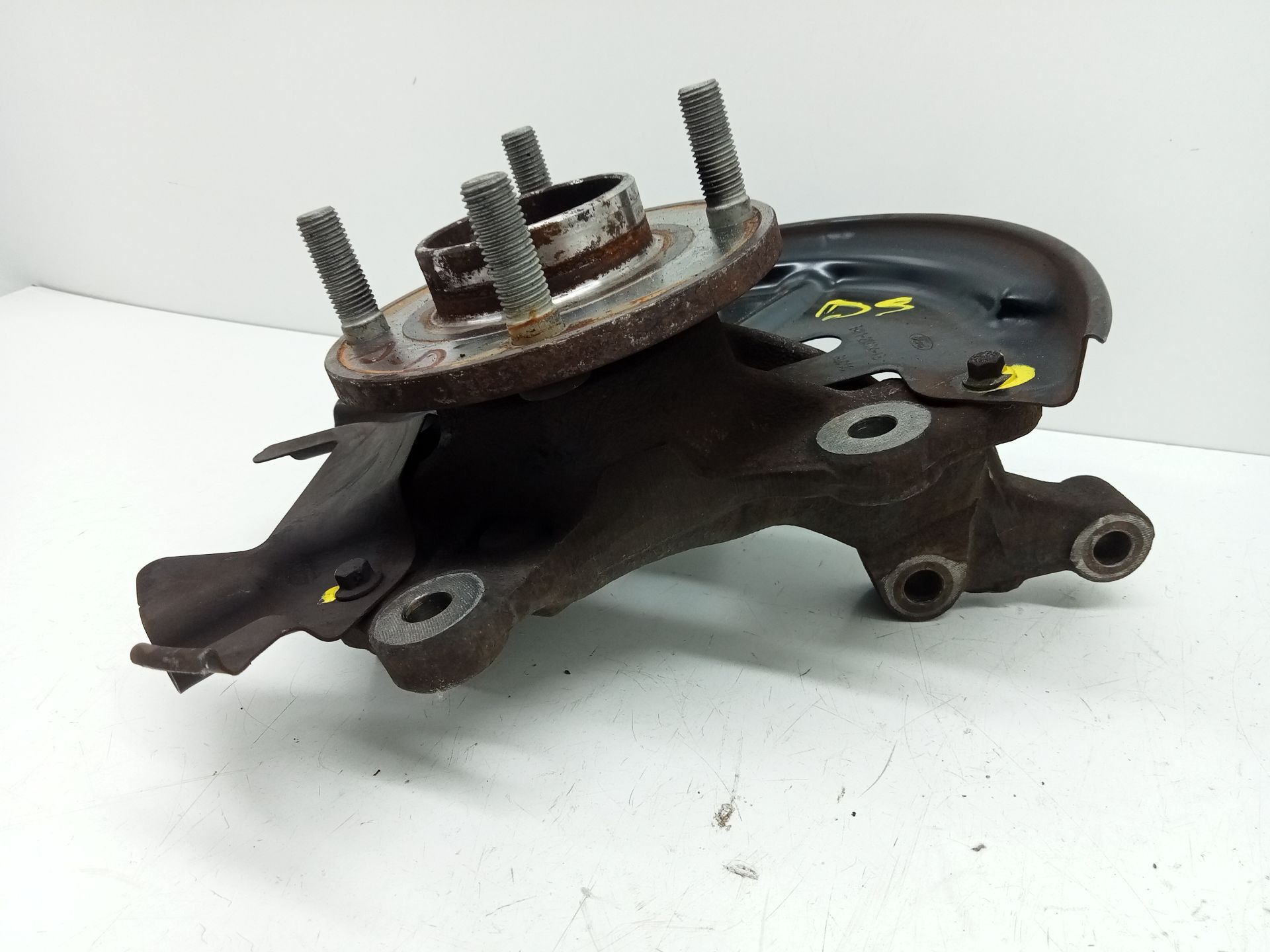 Front Right Steering Knuckle FORD KA+