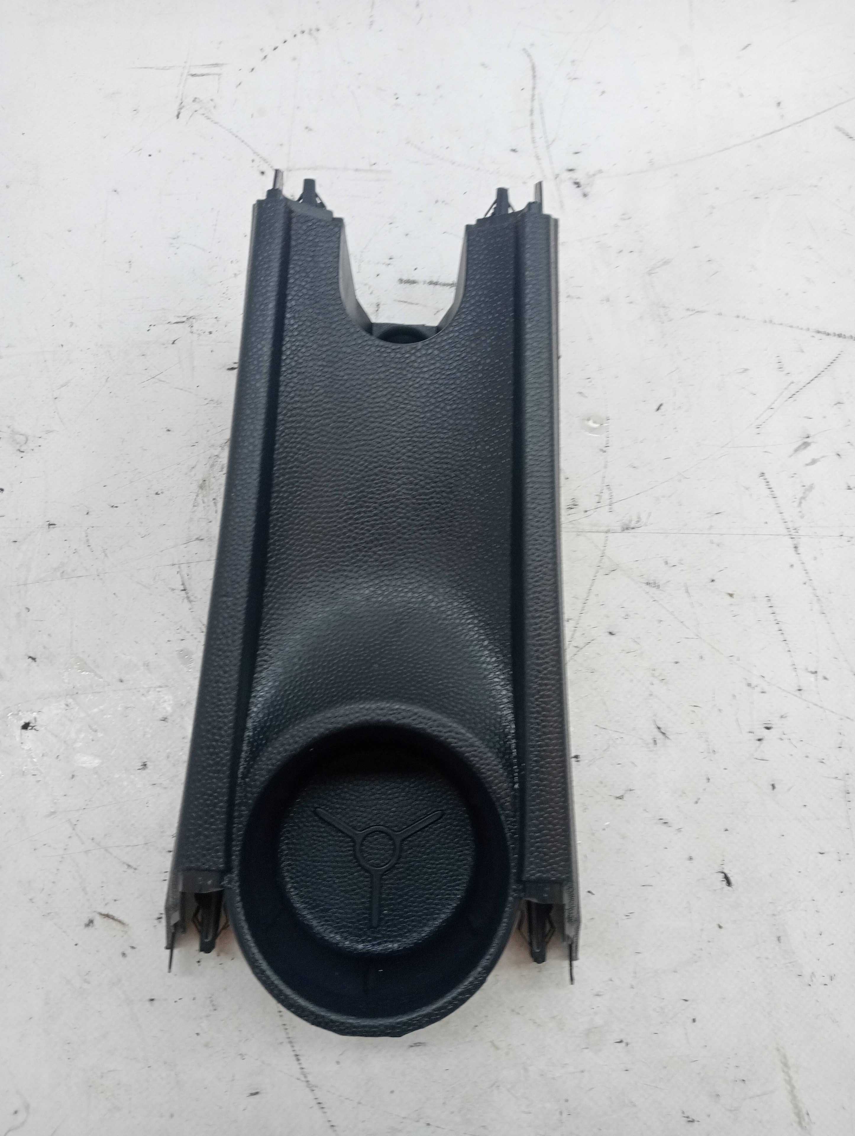 Garniture plastique FORD KA (CCU)
