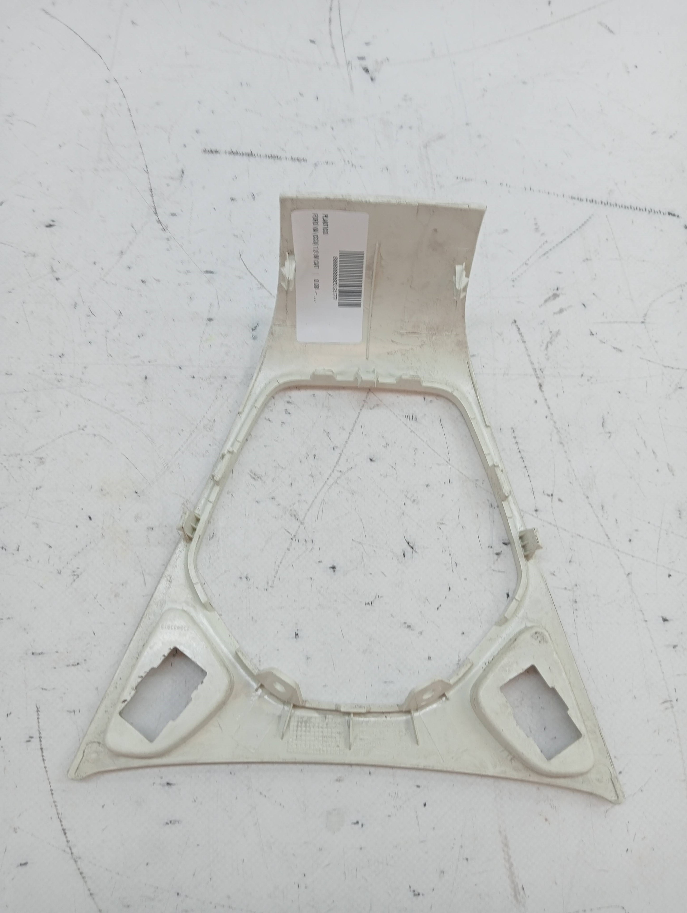 Garniture plastique FORD KA (CCU)