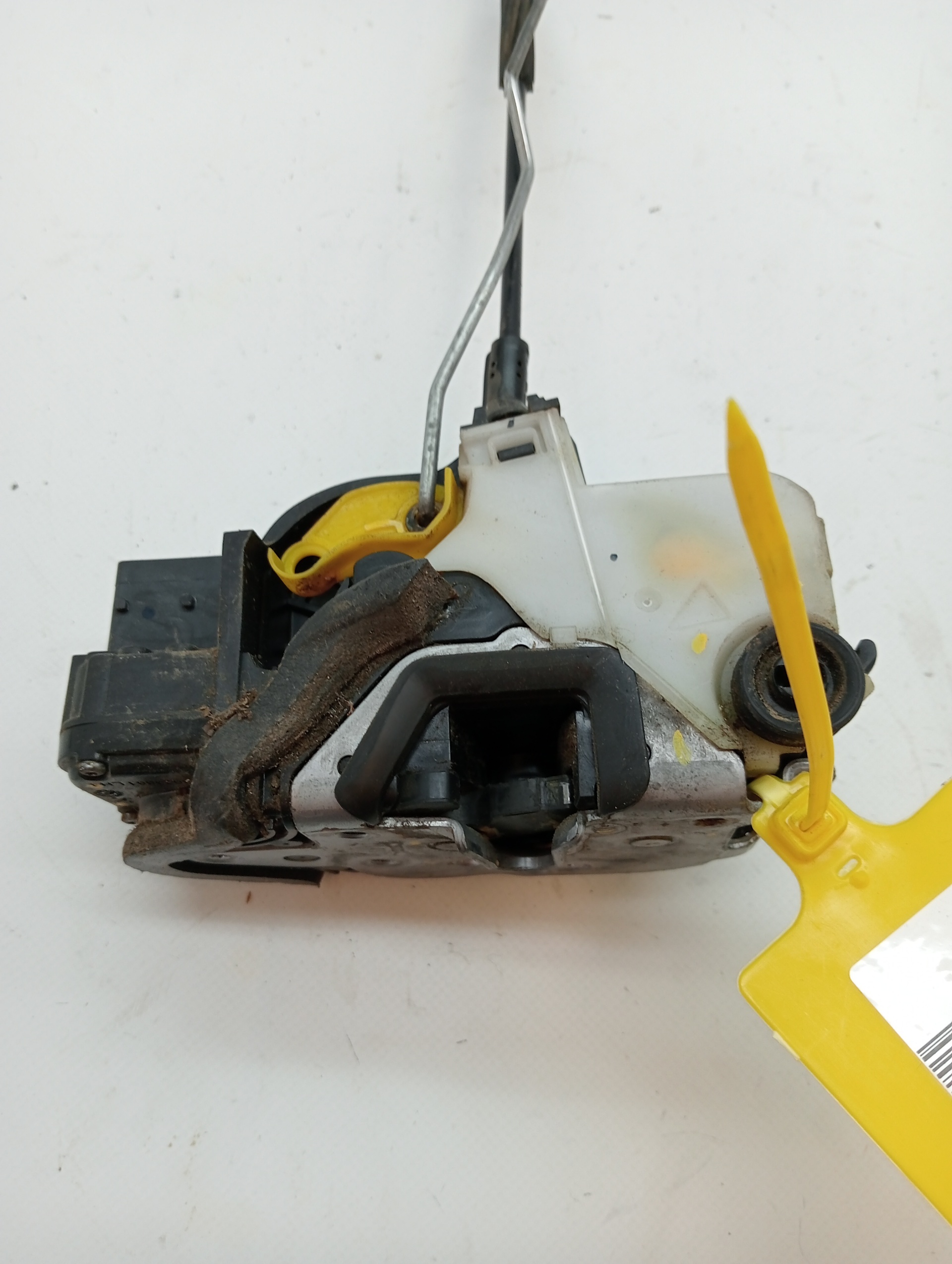 Serrure porte arrière gauche OPEL ASTRA J LIM.
