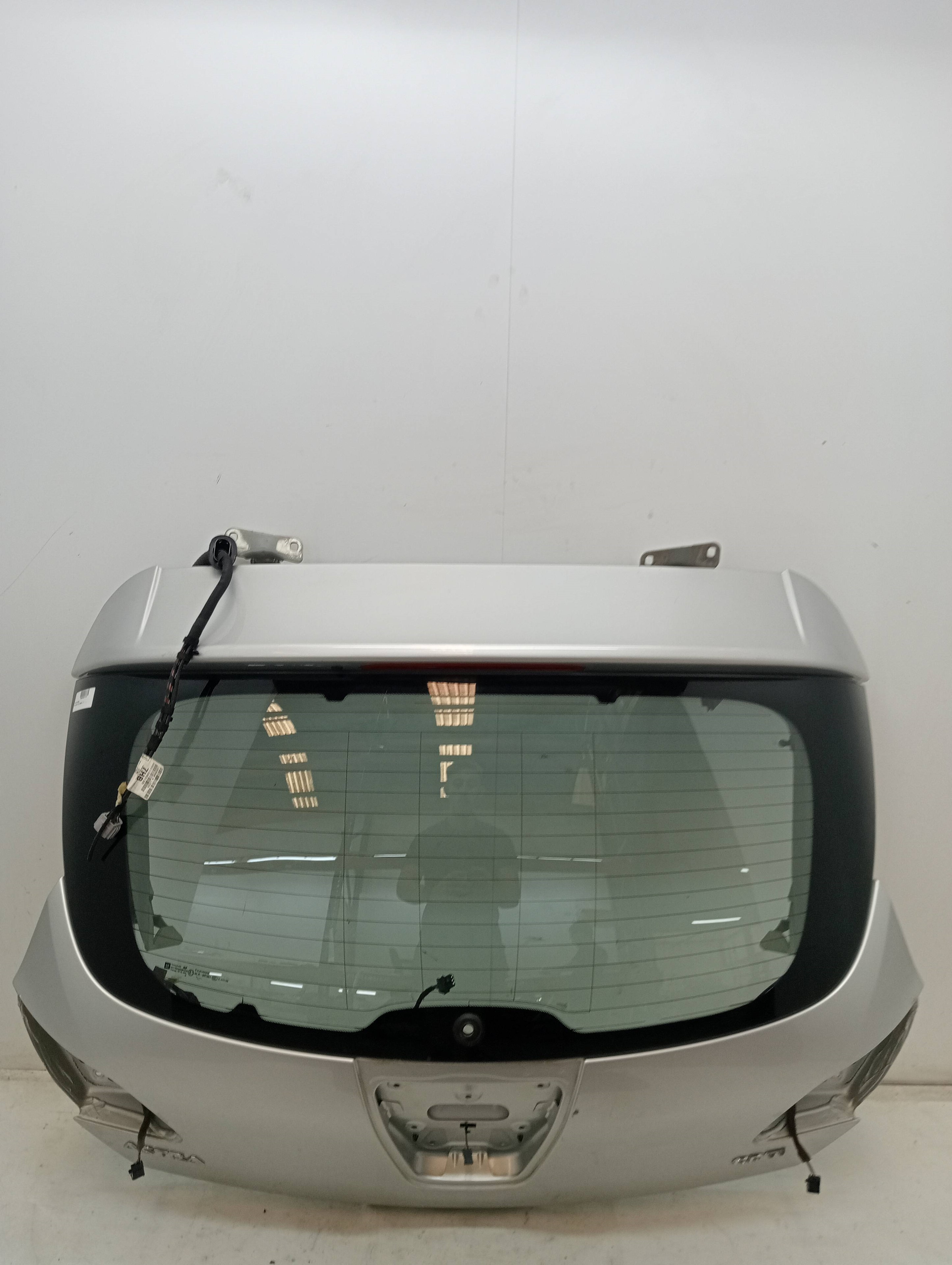 PORTON TRASERO OPEL ASTRA J LIM.