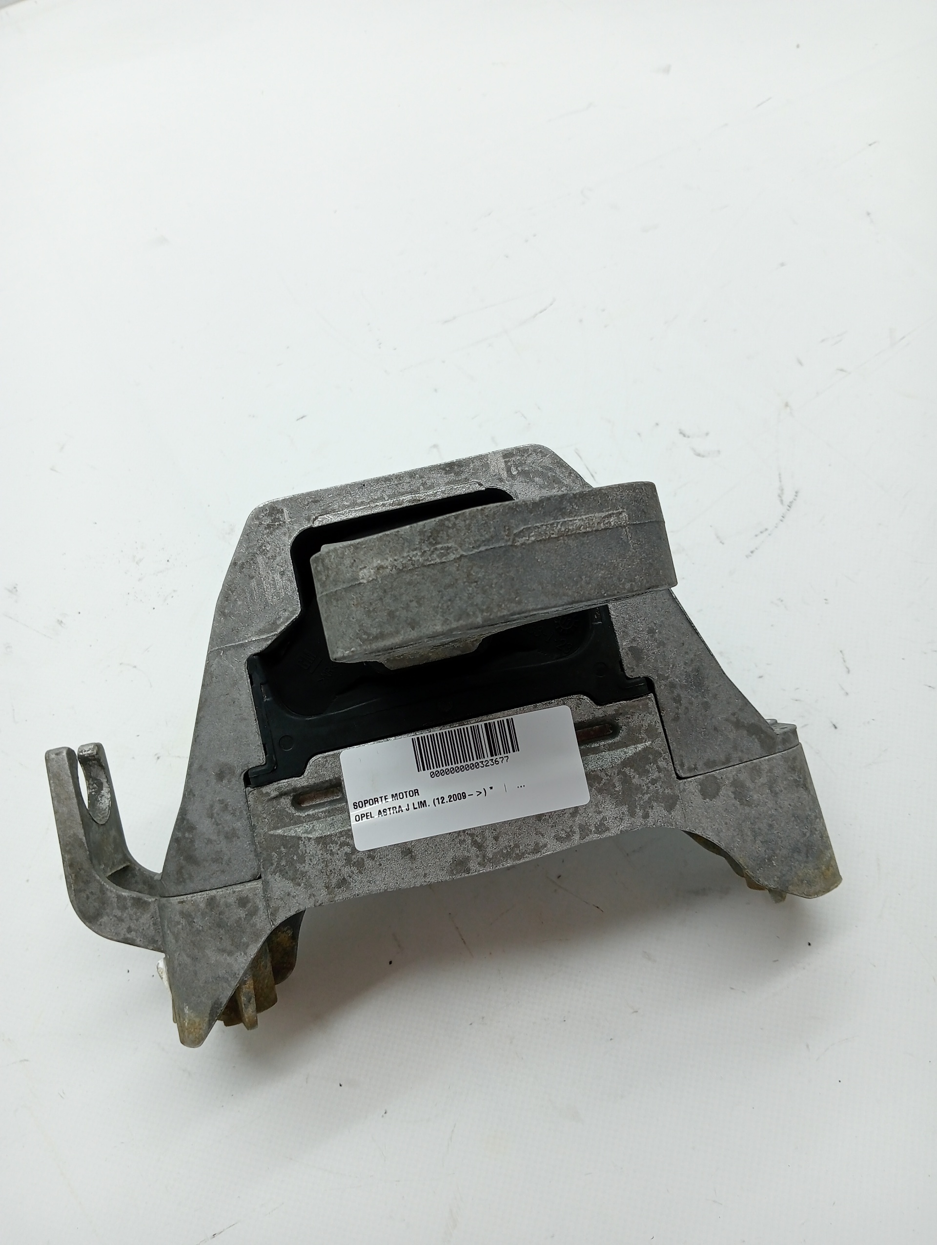Support moteur OPEL ASTRA J LIM.