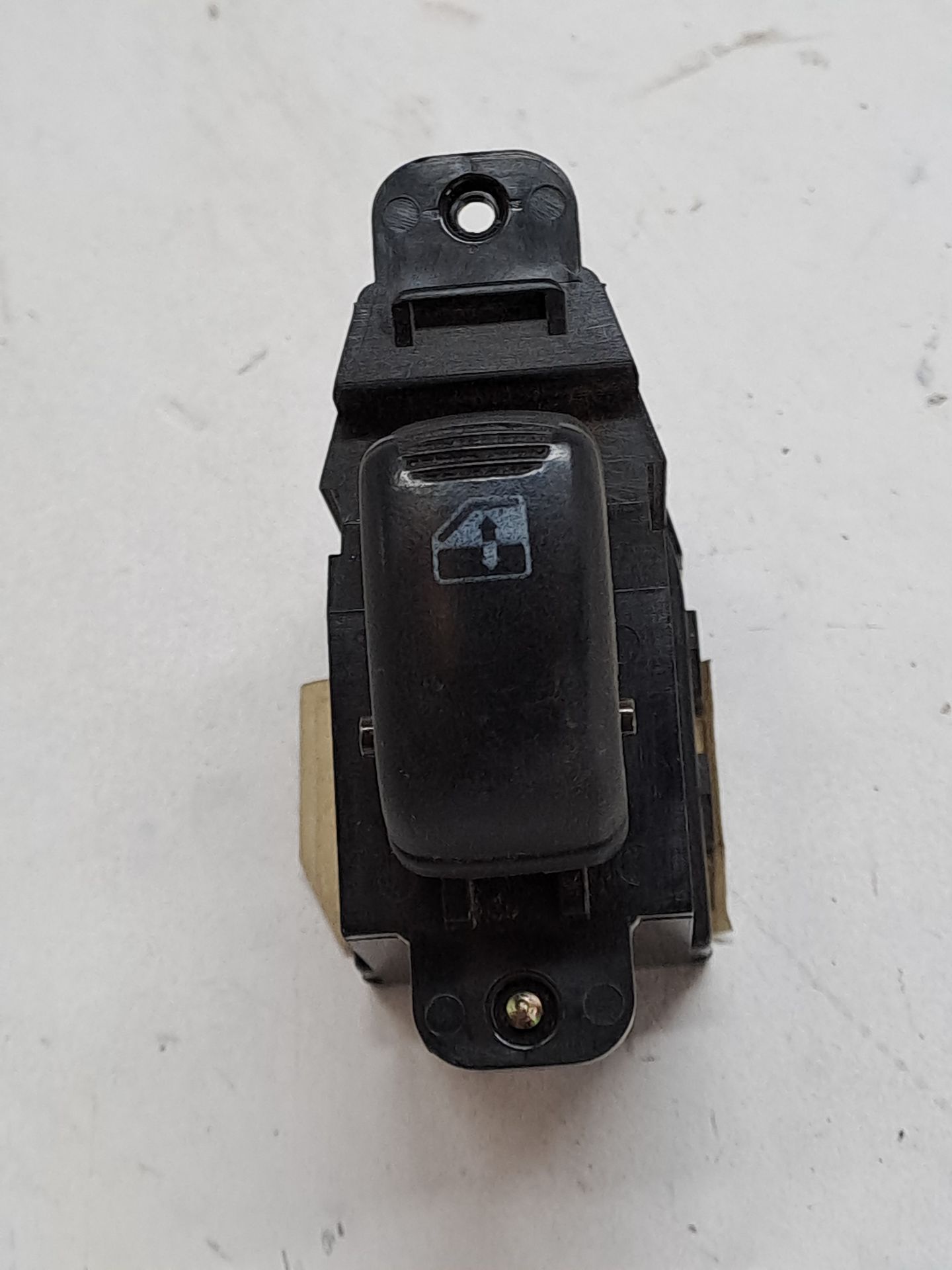 Front Right Window Switch HYUNDAI SANTA FE (SM)