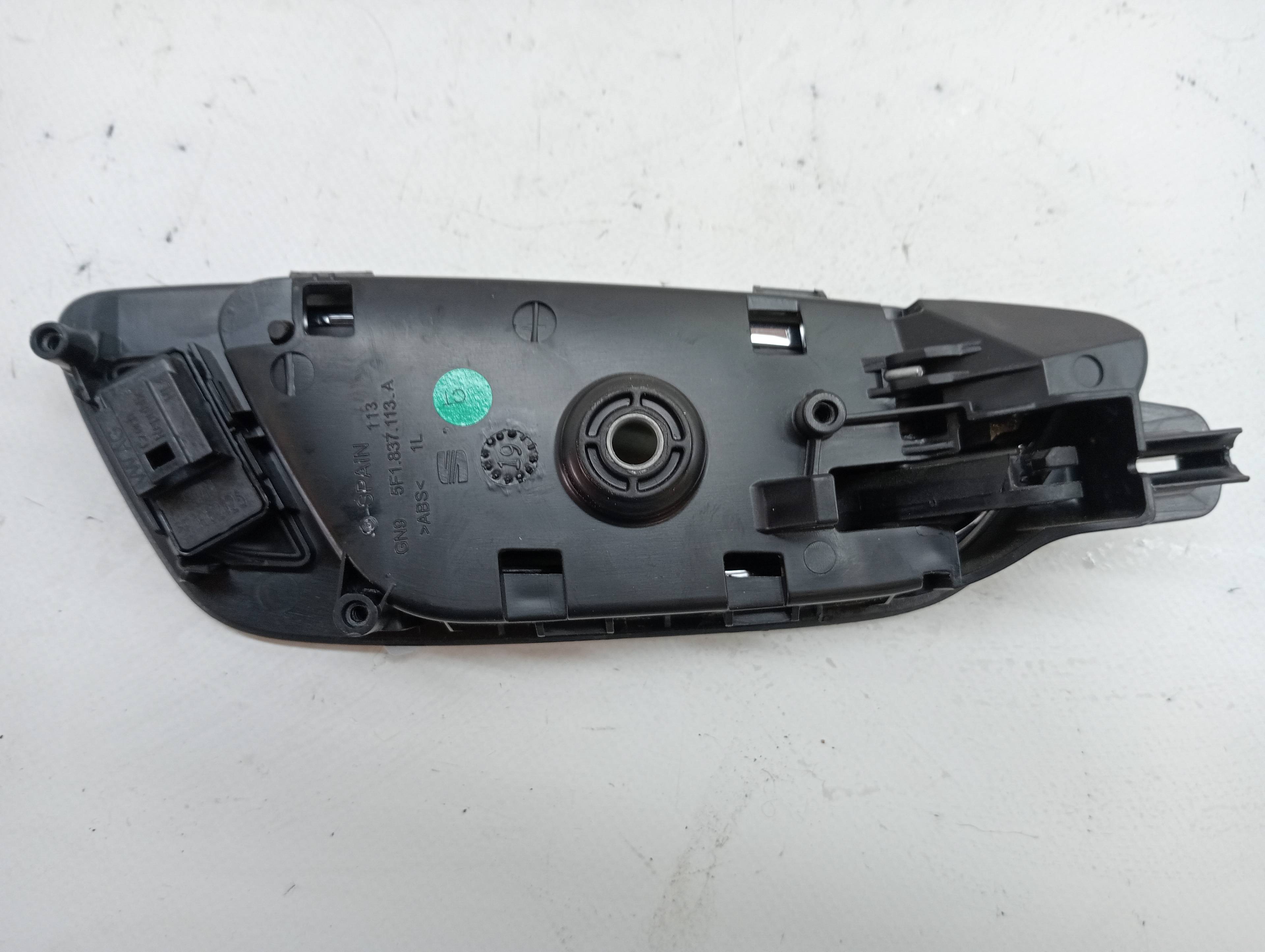 Maniglia interna anteriore sinistra SEAT ATECA (KH7)