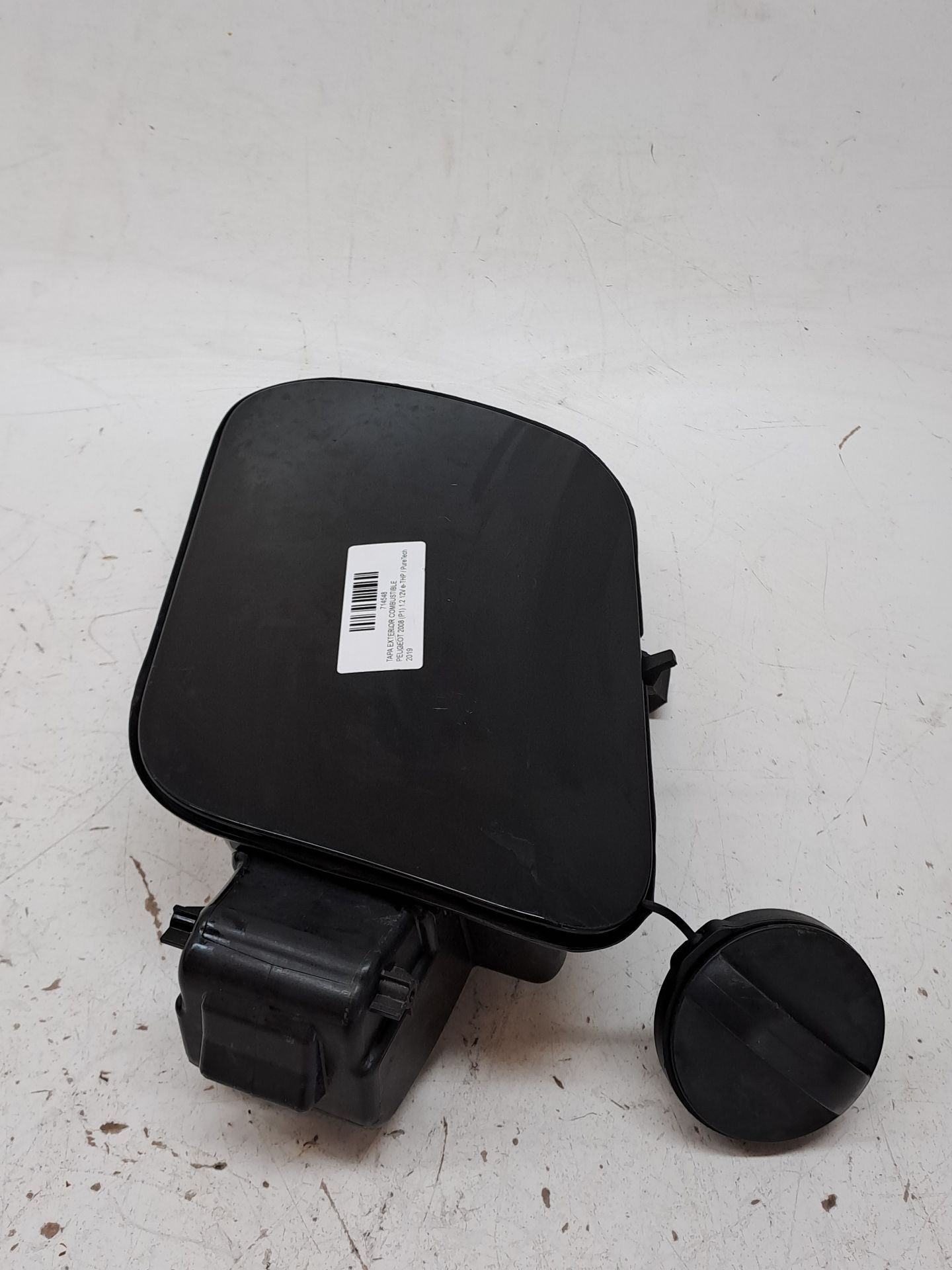 Tankdeckel außen PEUGEOT 2008 (P1)