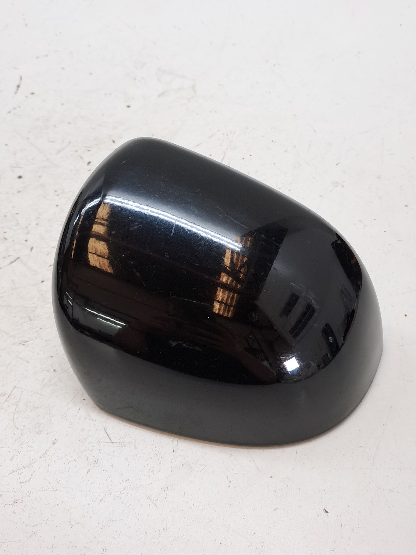 CARCASA RETROVISOR DERECHO VOLKSWAGEN BEETLE (5C1)
