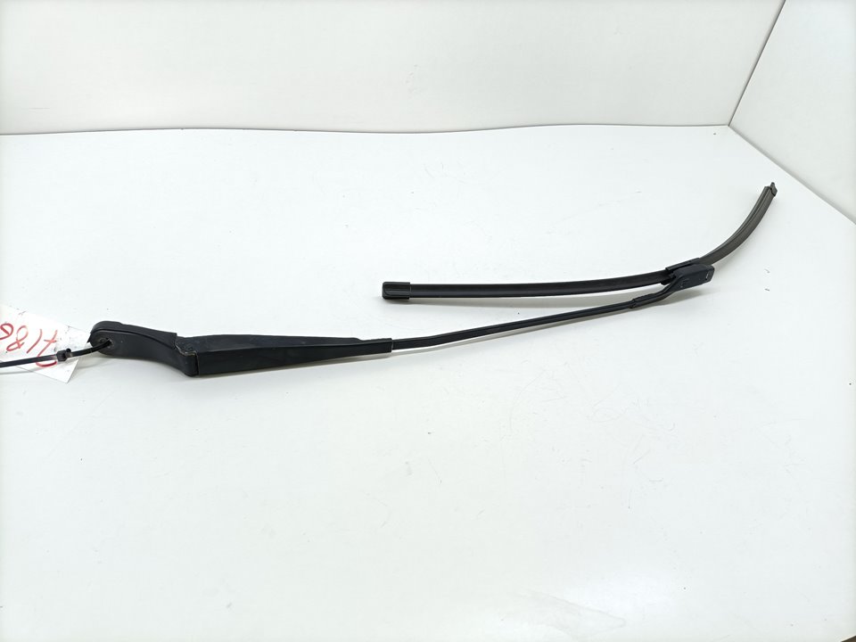 Front Right Wiper Arm PEUGEOT 3008