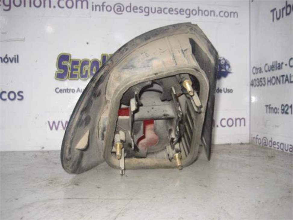 Rear Light Right RENAULT MEGANE I SCENIC (JA0)