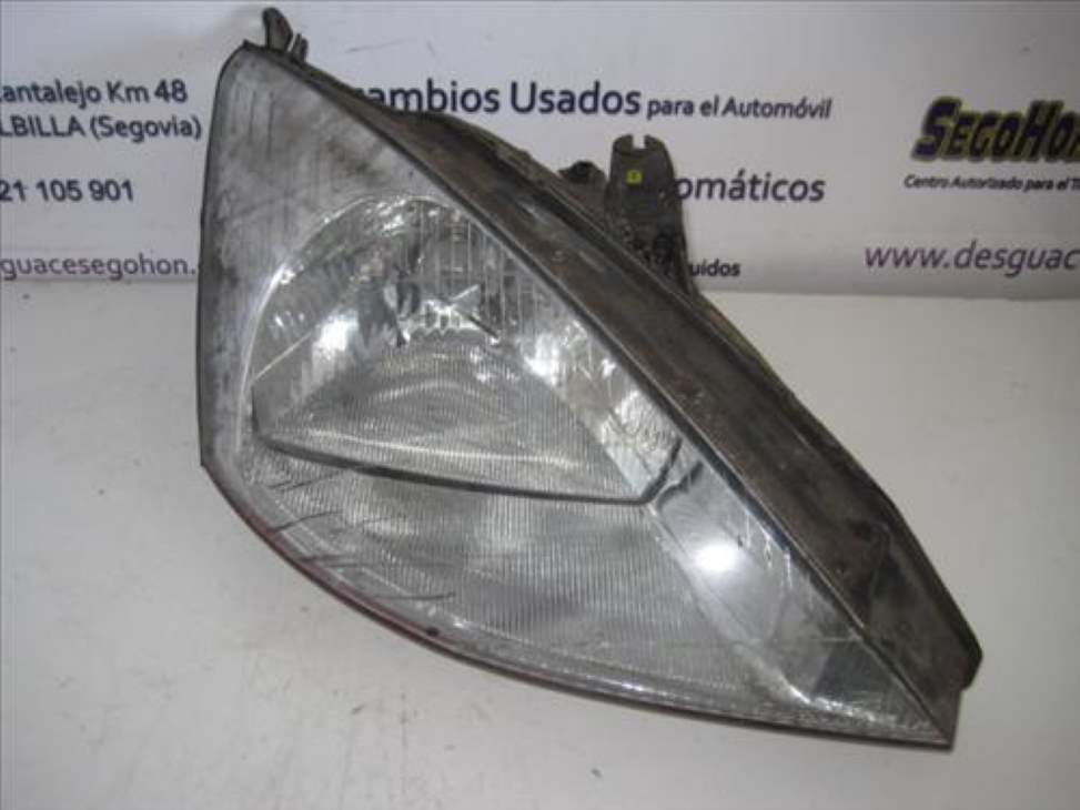 Right headlight FORD FOCUS BERLINA (CAK)