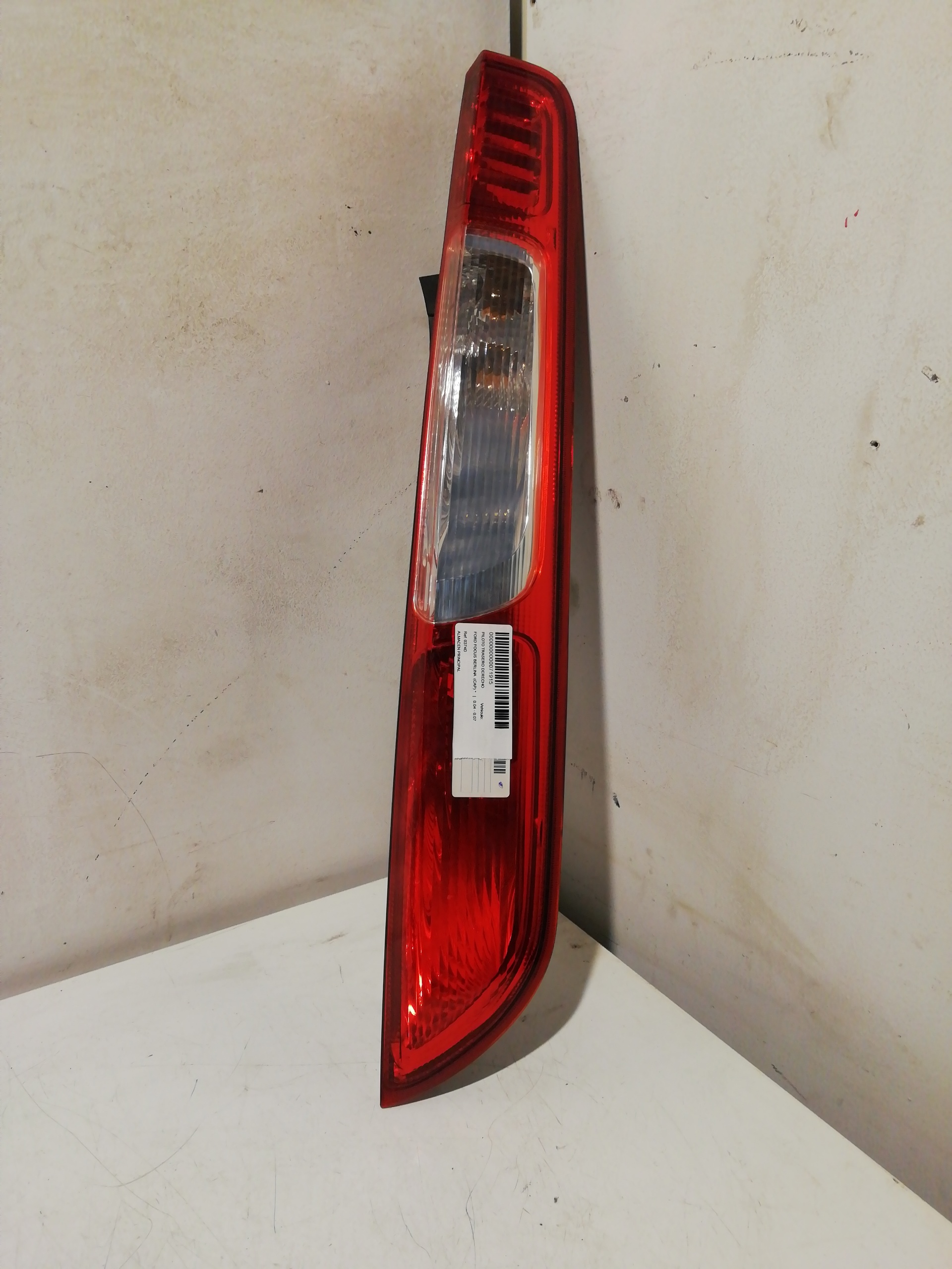 Heckleuchte rechts FORD FOCUS BERLINA (CAK)