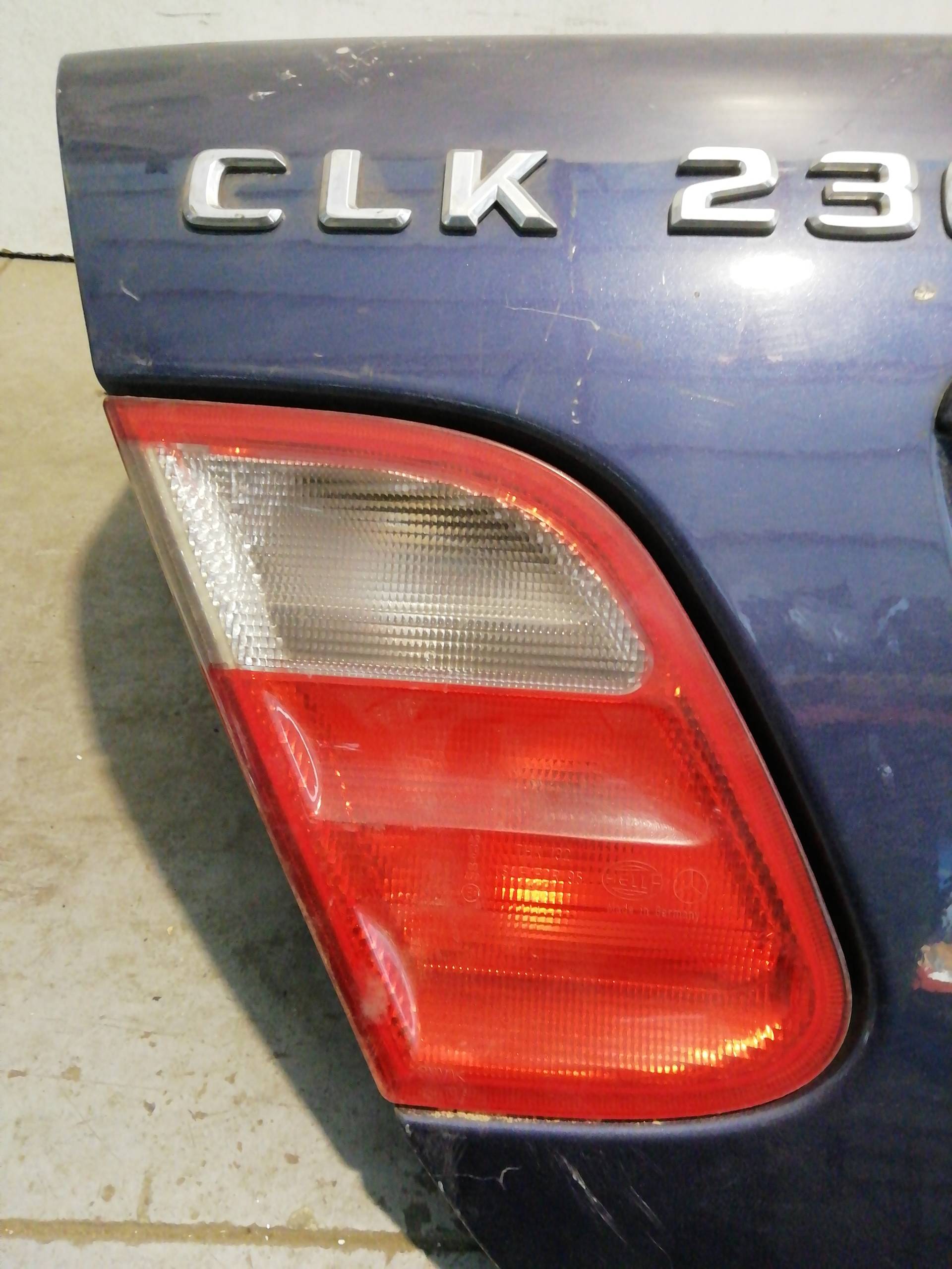 Farol traseiro esquerdo interno MERCEDES-BENZ CLASE E (W124) BERLINA
