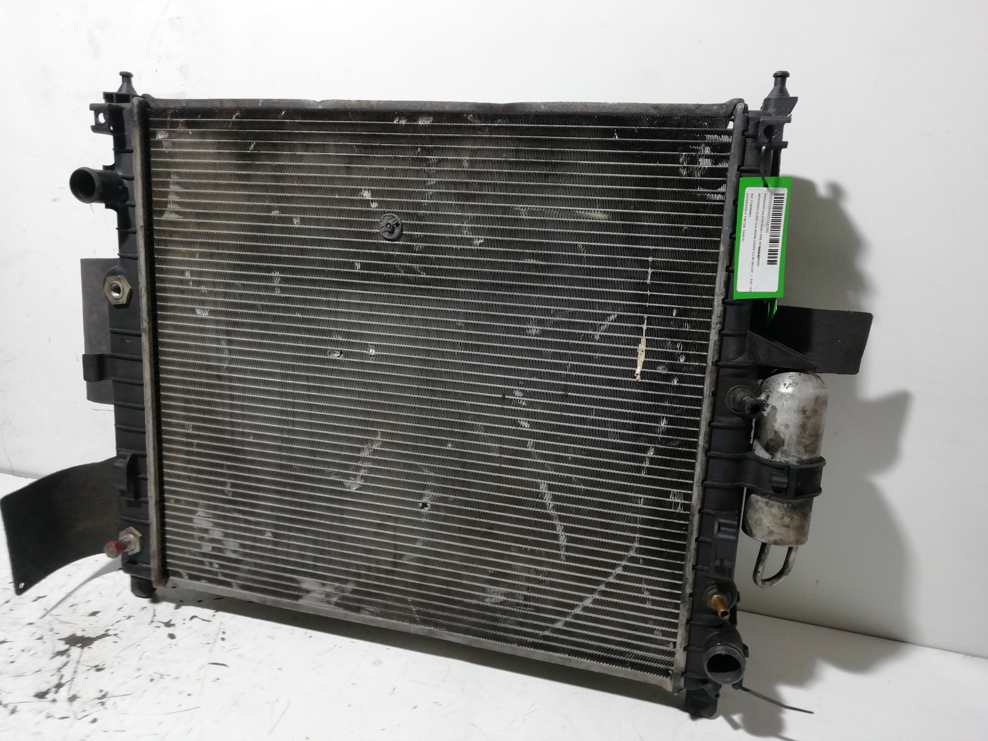 Water Radiator MERCEDES-BENZ CLASE E (W124) BERLINA