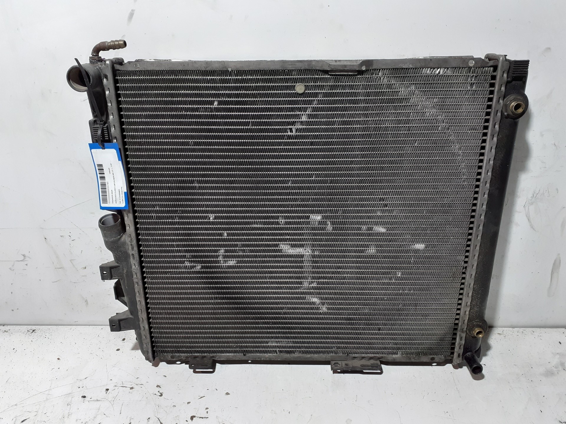 Water Radiator MERCEDES-BENZ CLASE E (W124) BERLINA