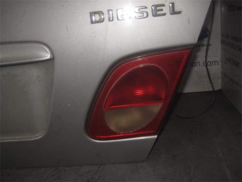 Farol traseiro direito interno MERCEDES-BENZ CLASE E (W124) BERLINA