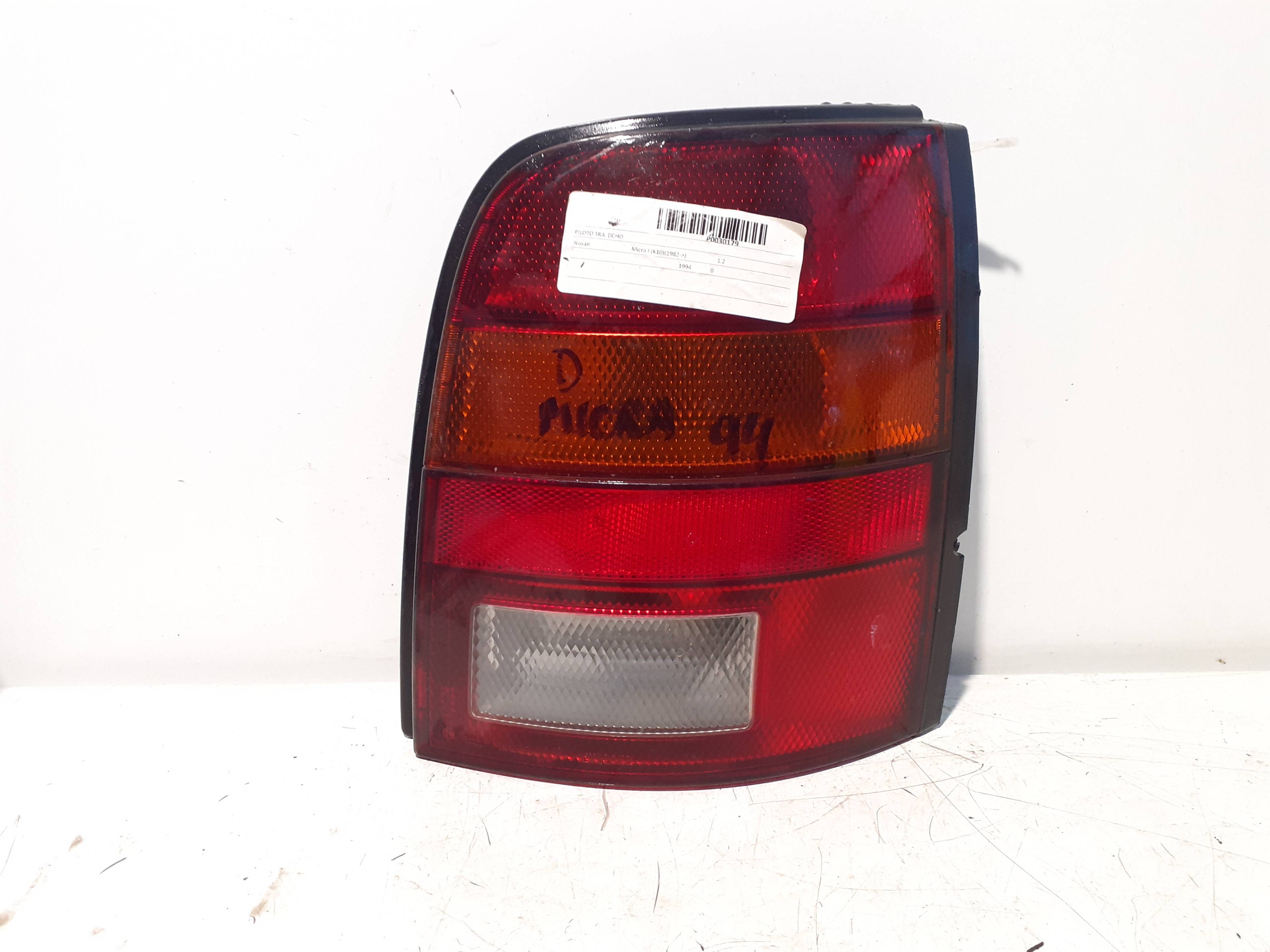 Heckleuchte rechts NISSAN MICRA (K11)