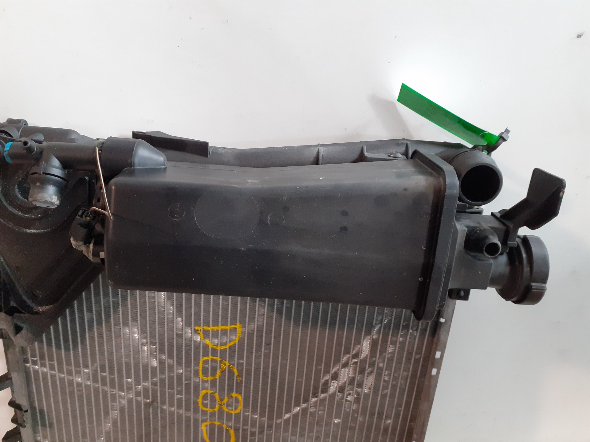 Expansion tank BMW SERIE 3 BERLINA (E30)