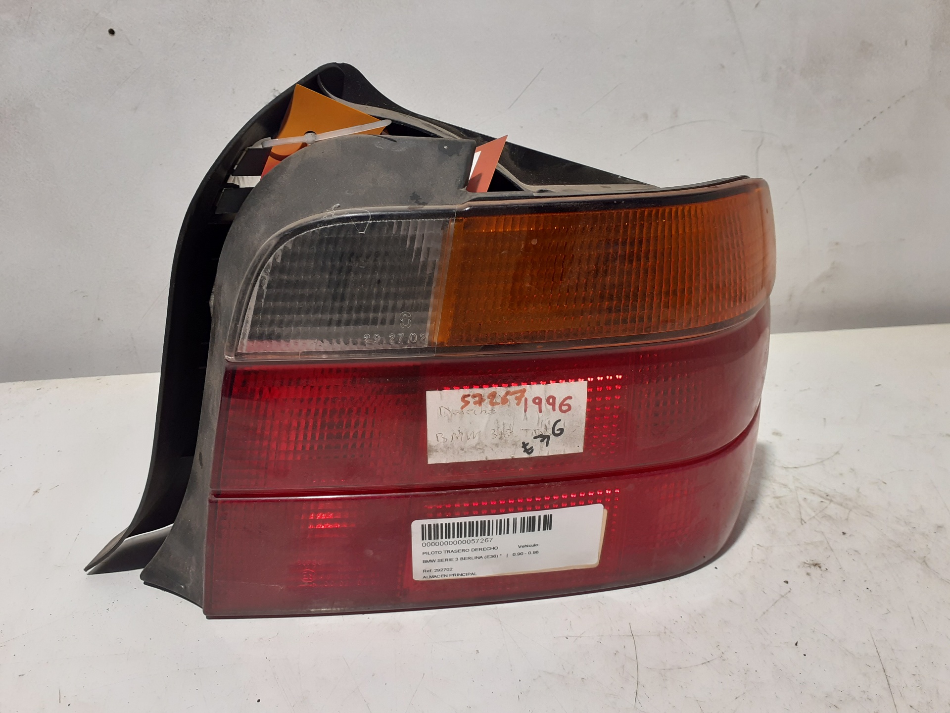 PILOTO TRASERO DERECHO BMW SERIE 3 BERLINA (E30)
