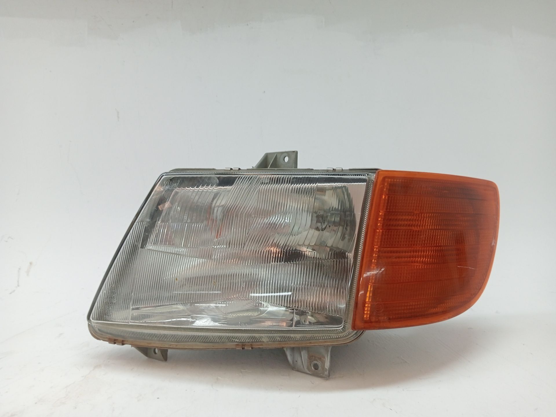 Scheinwerfer links MERCEDES-BENZ VITO (W638) CAJA CERRADA