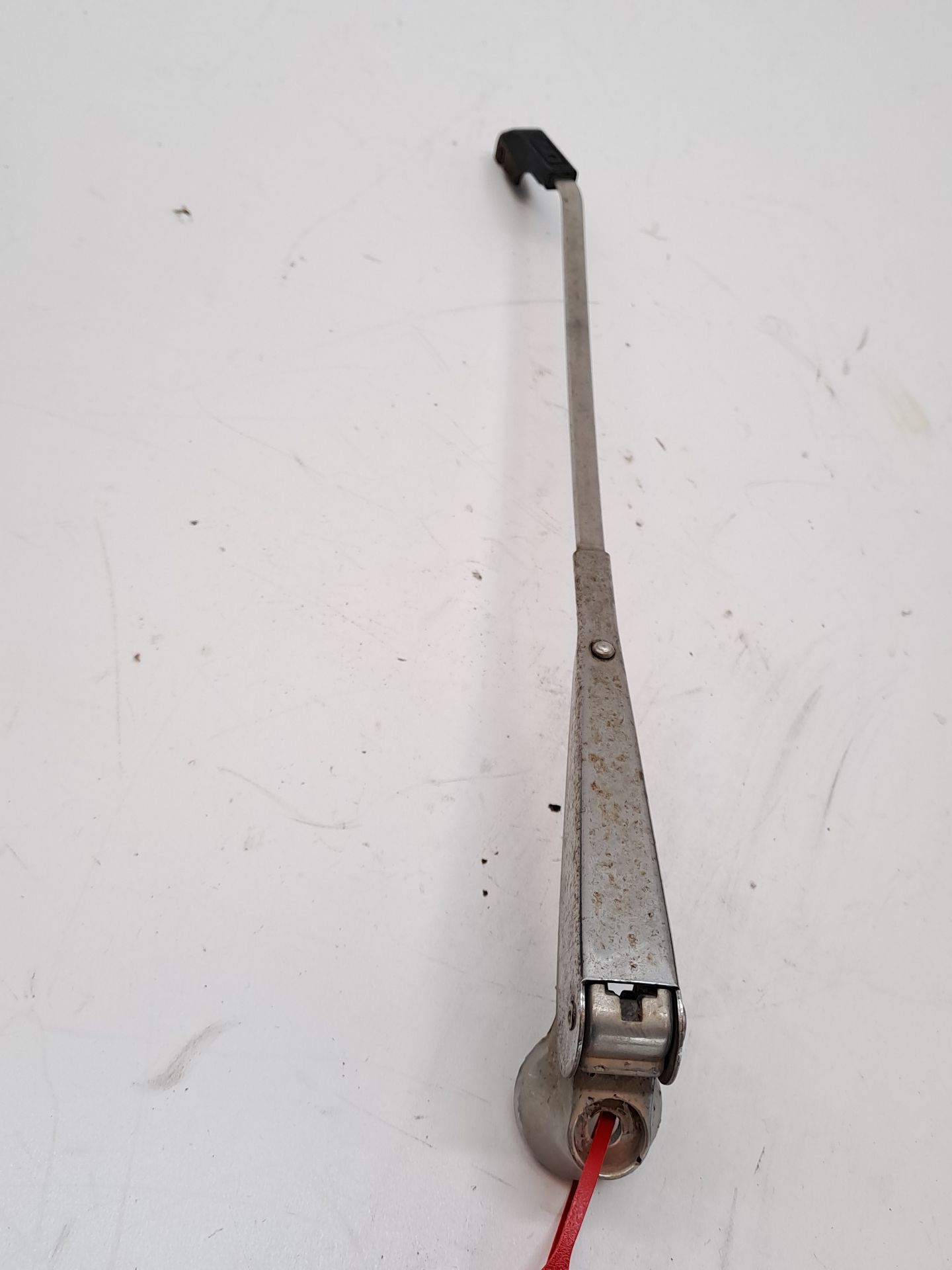 Front Right Wiper Arm SEAT 127 (127A)