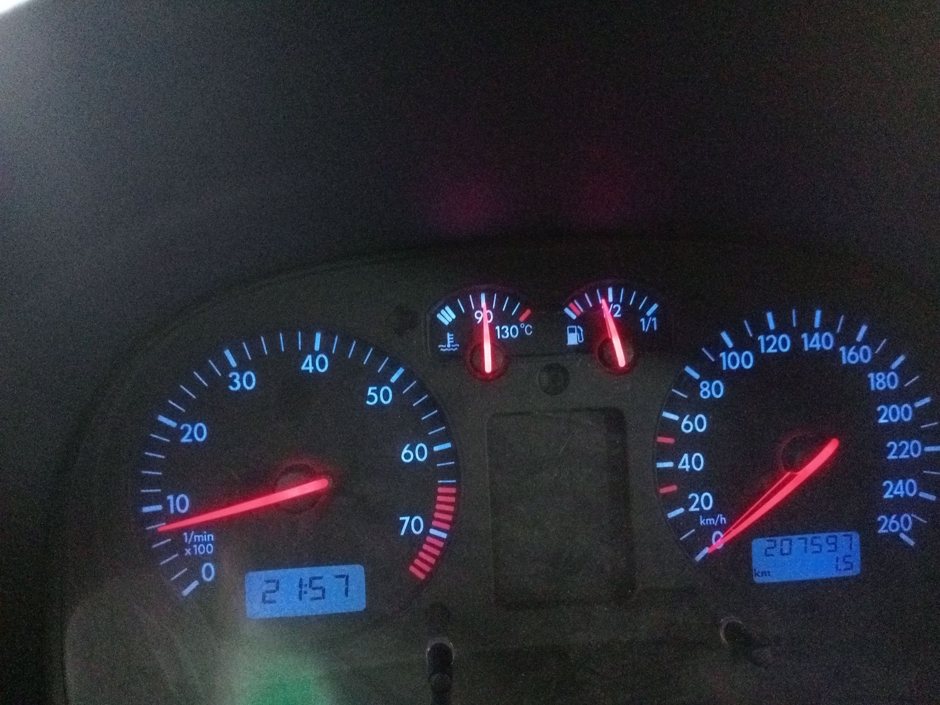 Combiné d’instruments VOLKSWAGEN GOLF IV BERLINA (1J1)