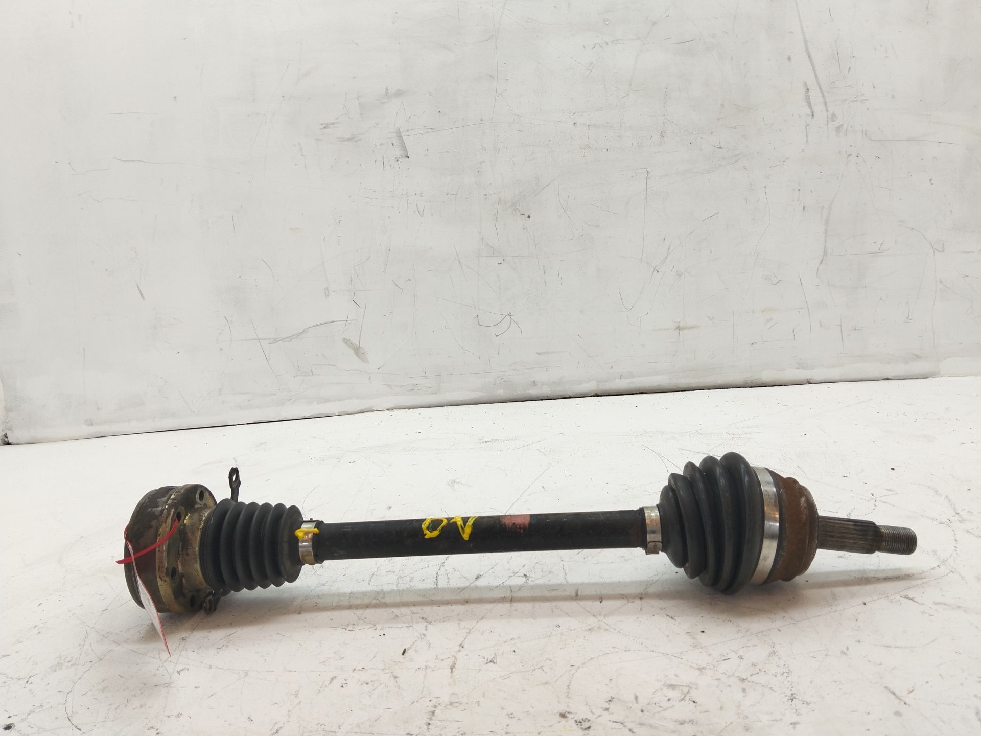 Front left driveshaft VOLKSWAGEN GOLF III BERLINA (1H1)