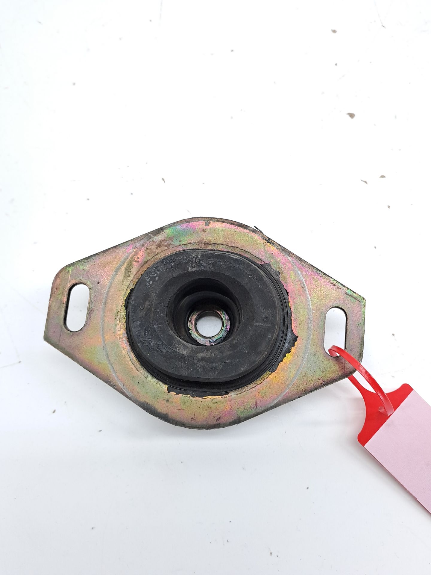 Engine mount VOLKSWAGEN GOLF III BERLINA (1H1)