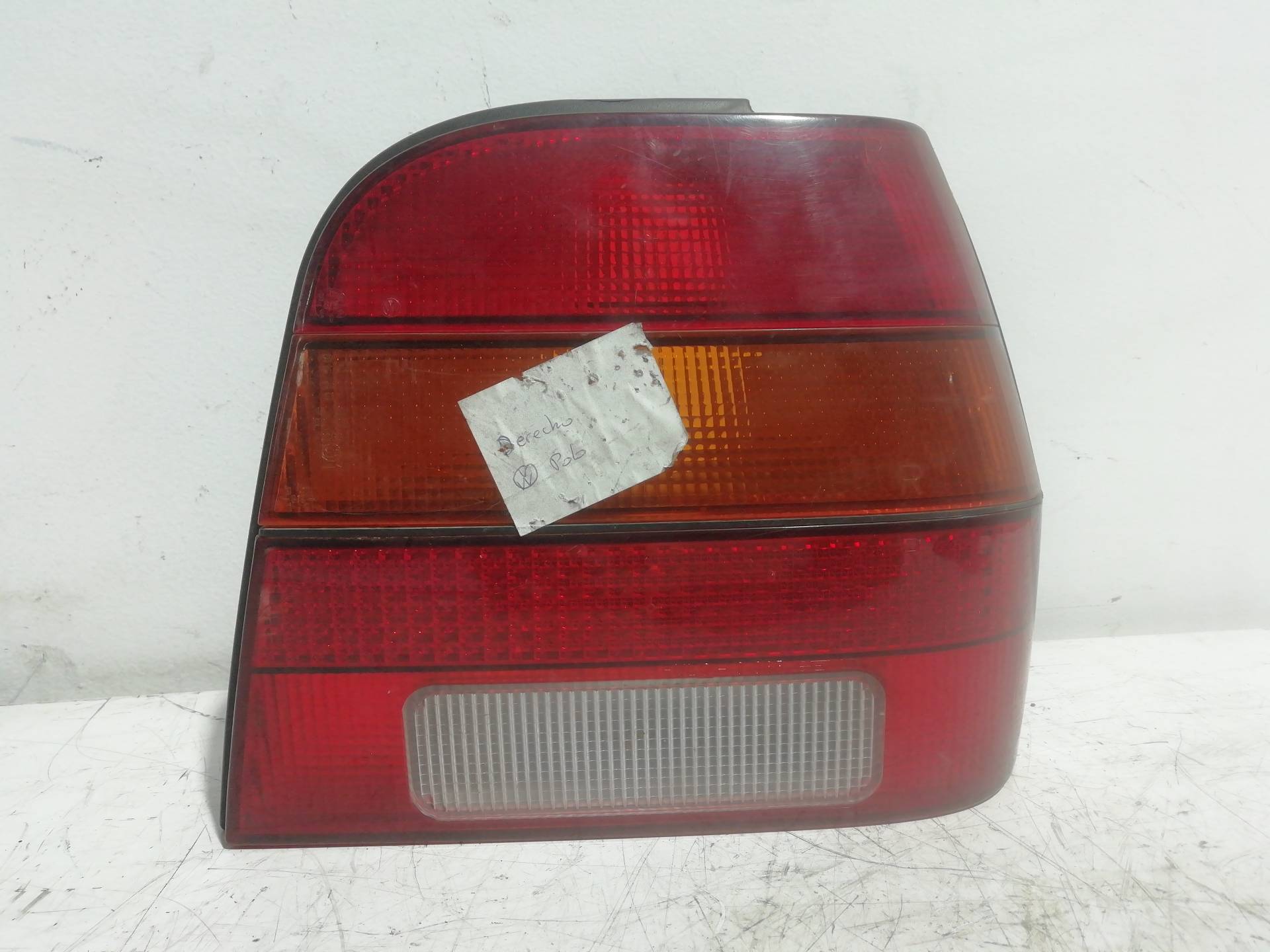 Heckleuchte rechts VOLKSWAGEN POLO CLASSIC (6V2)
