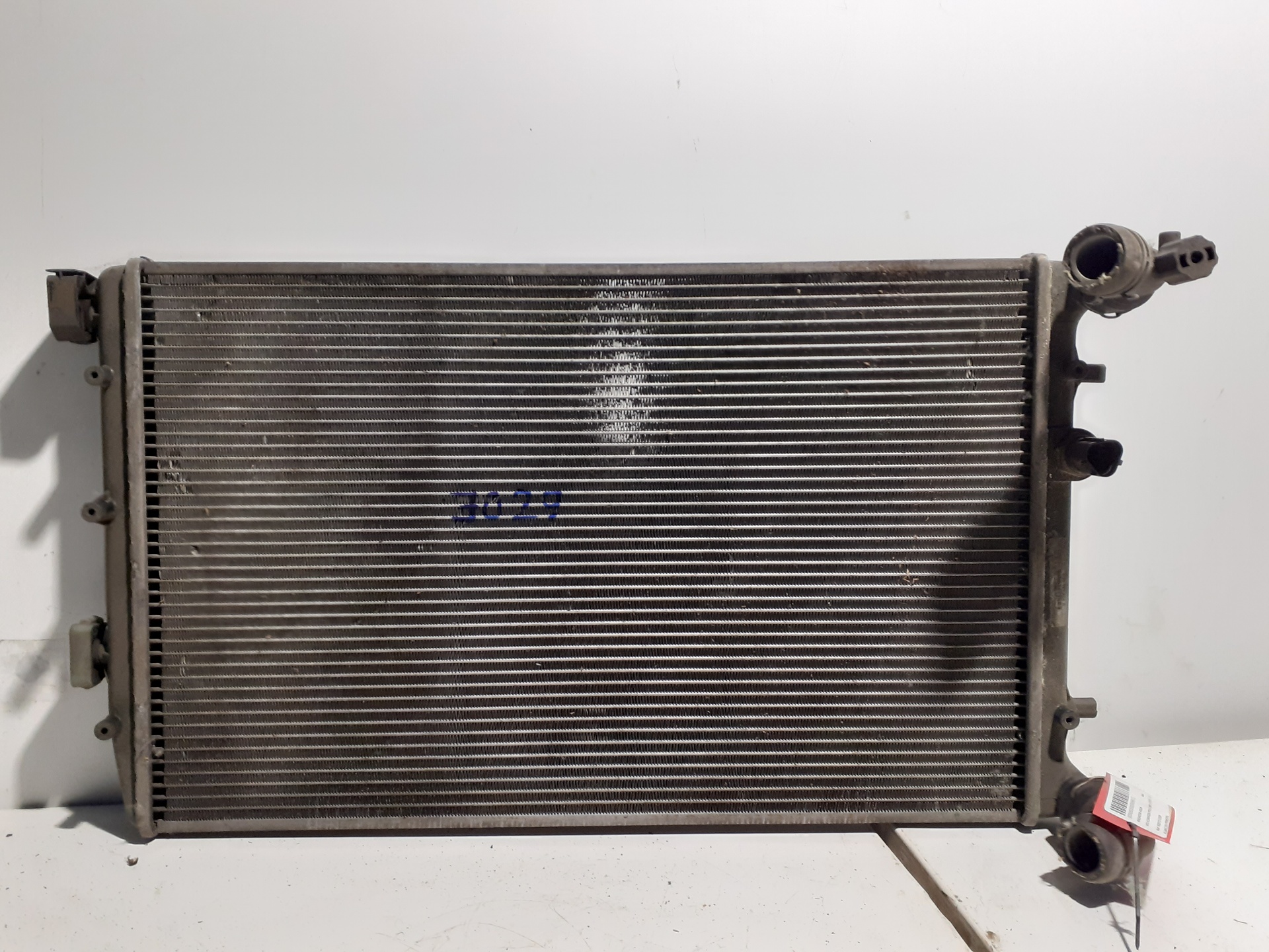 Radiateur d'eau VOLKSWAGEN POLO CLASSIC (6V2)