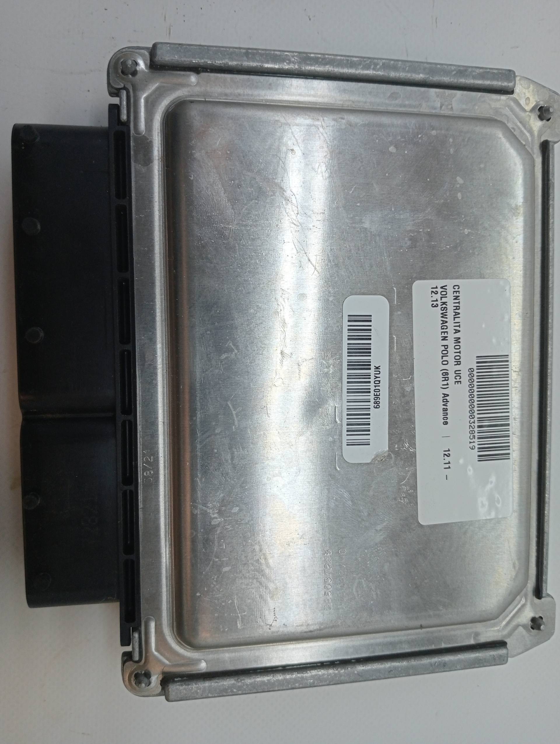 Central do motor UCE VOLKSWAGEN POLO