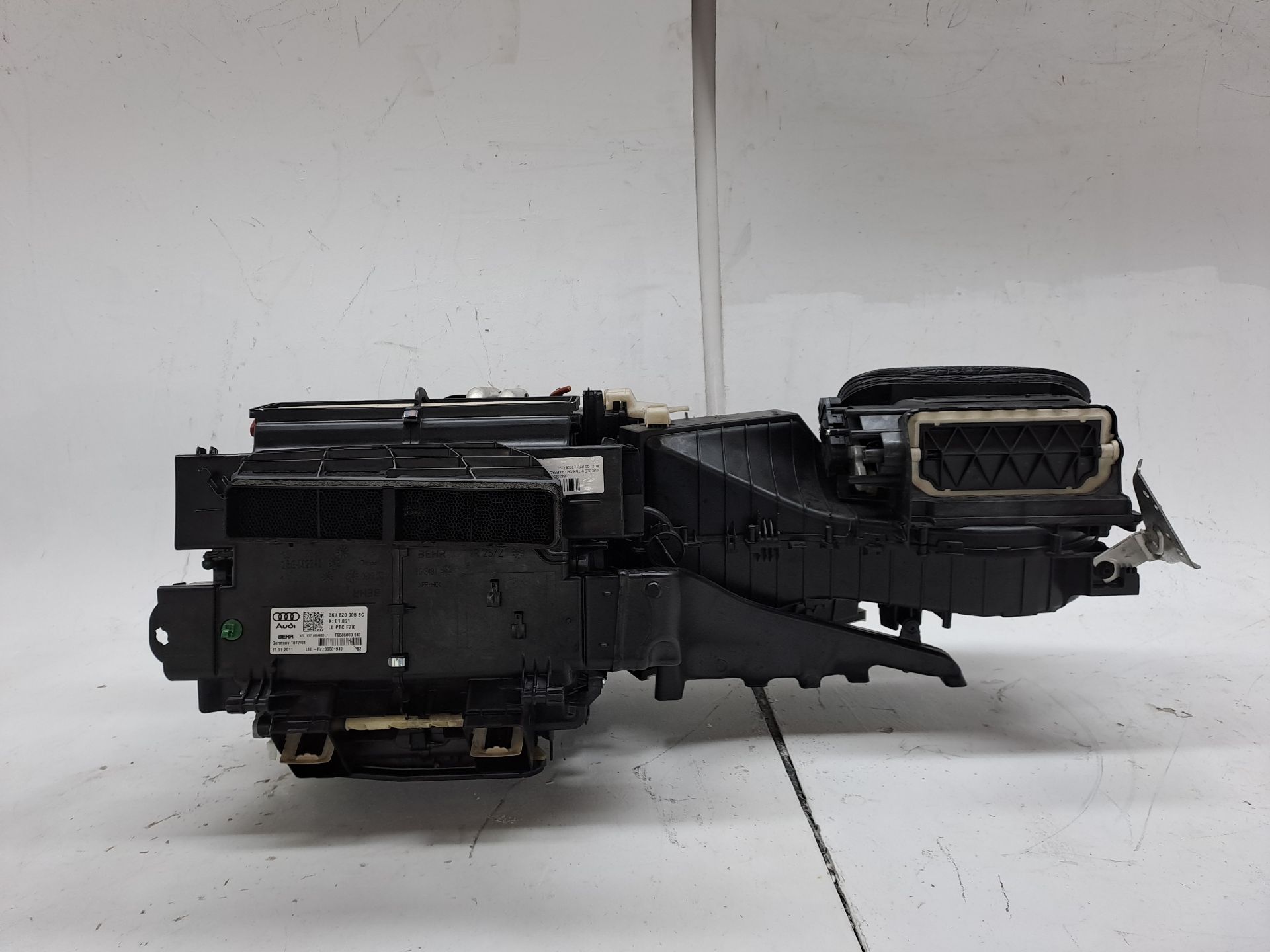 Heater Housing AUDI Q5 (8R)