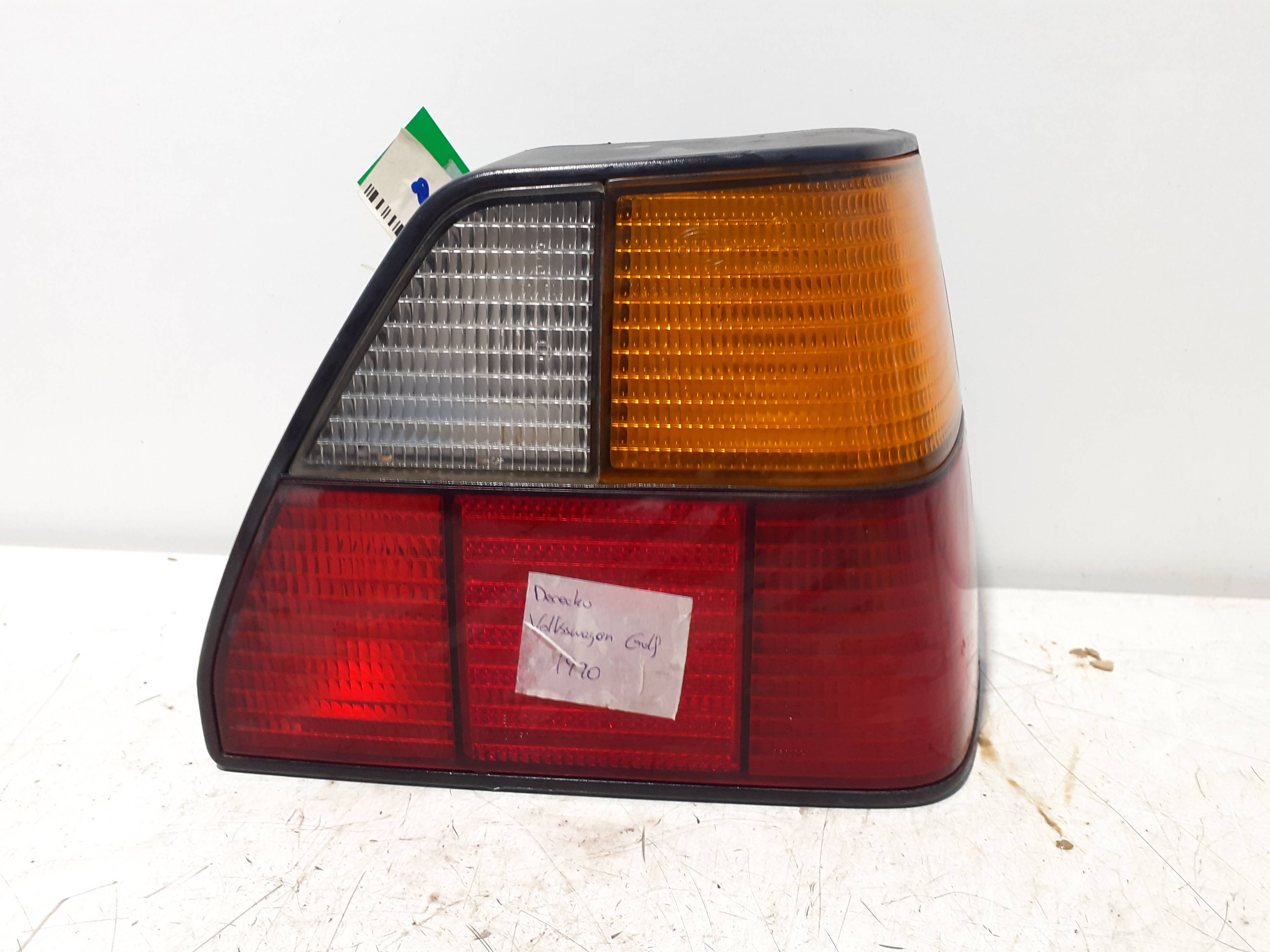Feu arrière droit VOLKSWAGEN GOLF III BERLINA (1H1)