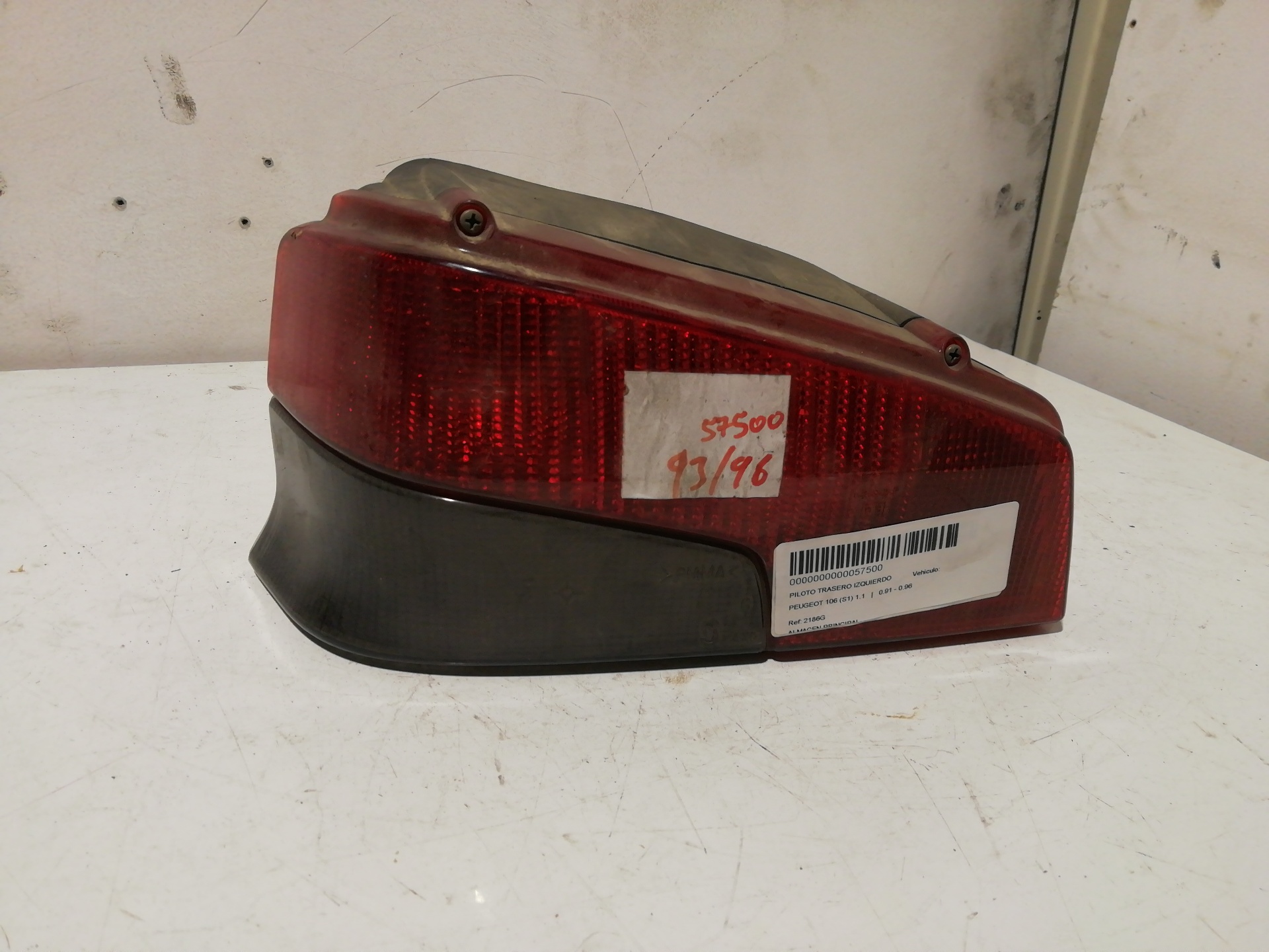 Rear Light Left PEUGEOT 106 (S1)