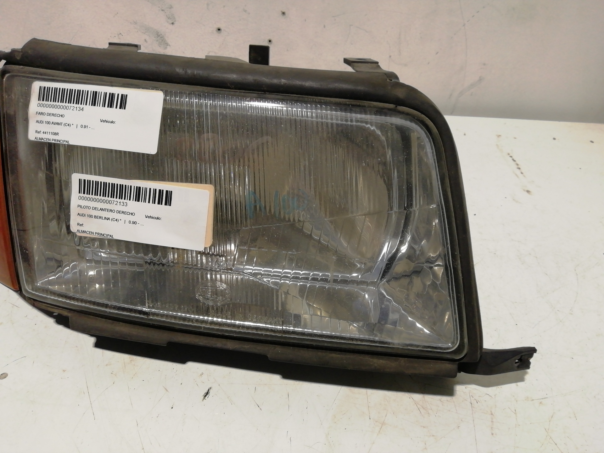 Faro destro AUDI 100 AVANT (C4)